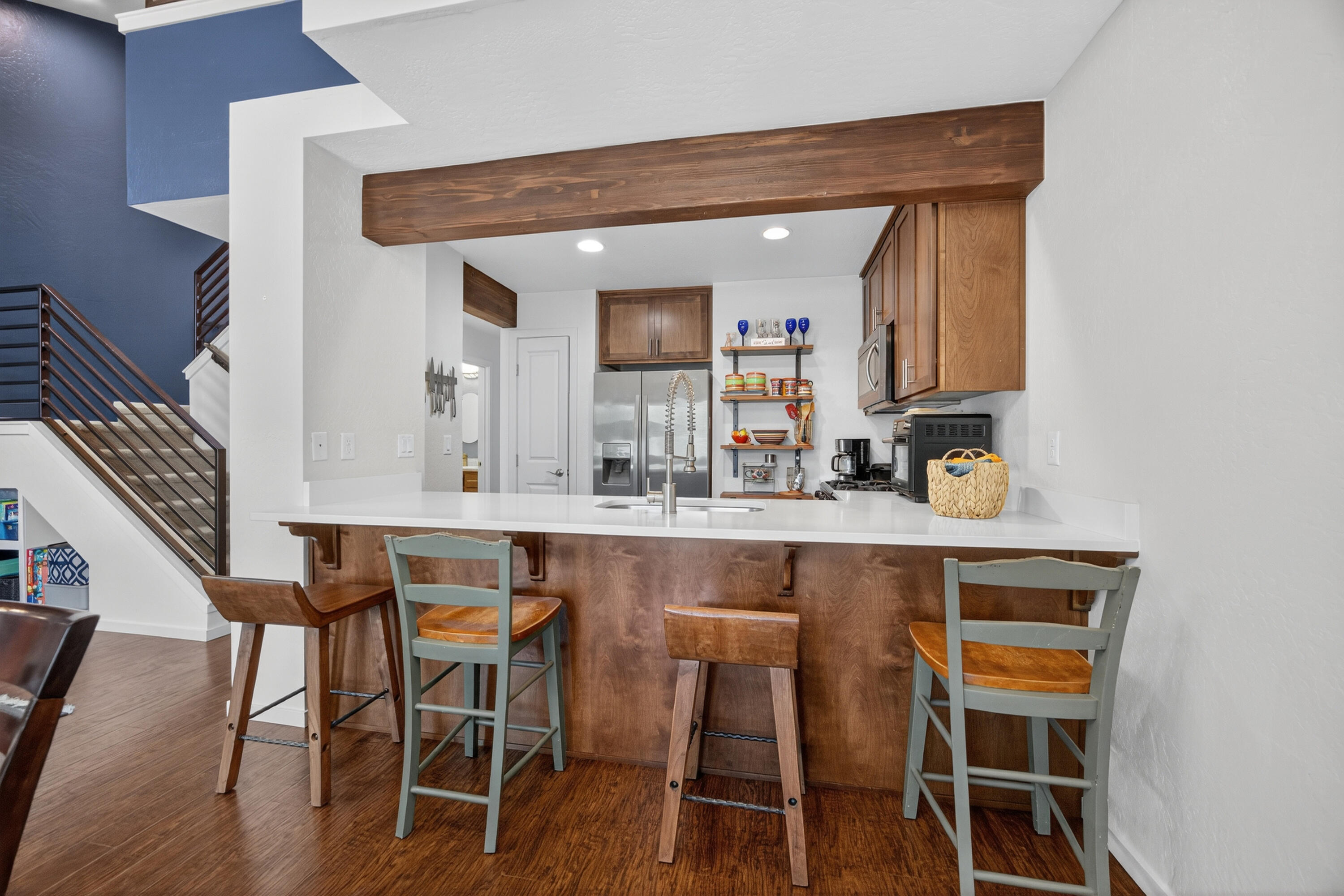 55 N Mountain Avenue
