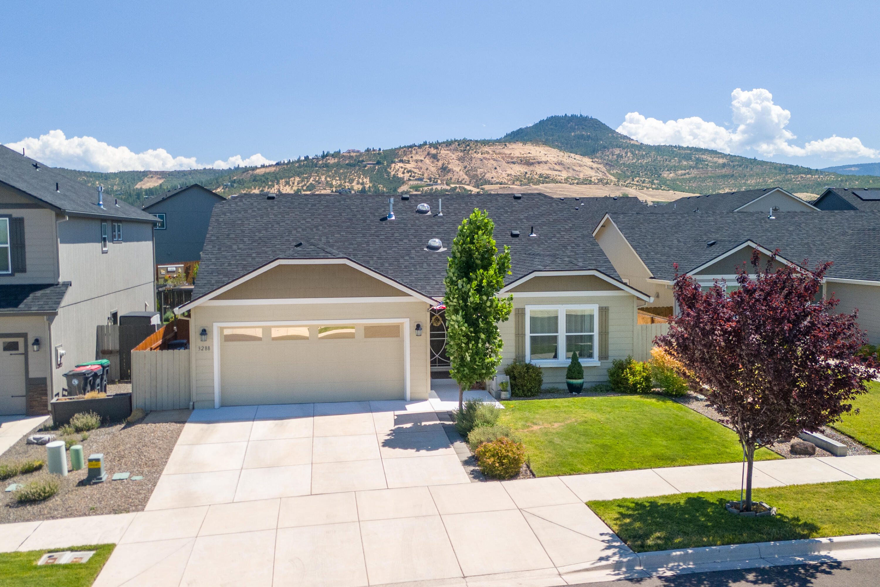 3288 Cheltenham Way