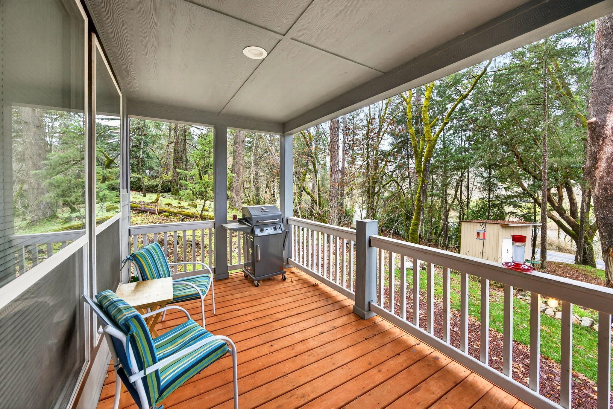 7743 Rogue River Highway