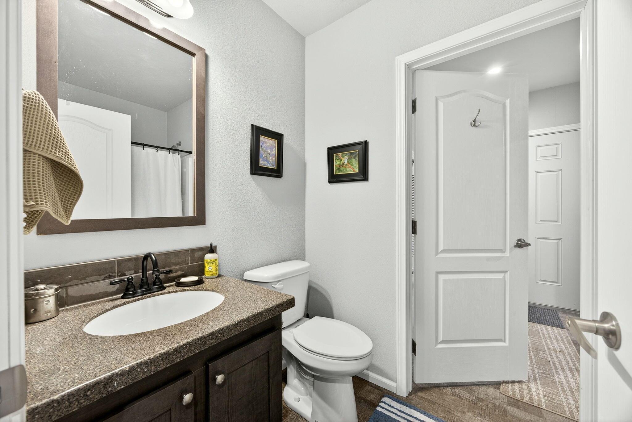 7743 Rogue River Highway