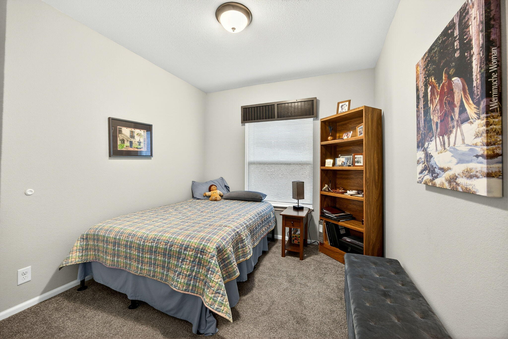 7743 Rogue River Highway