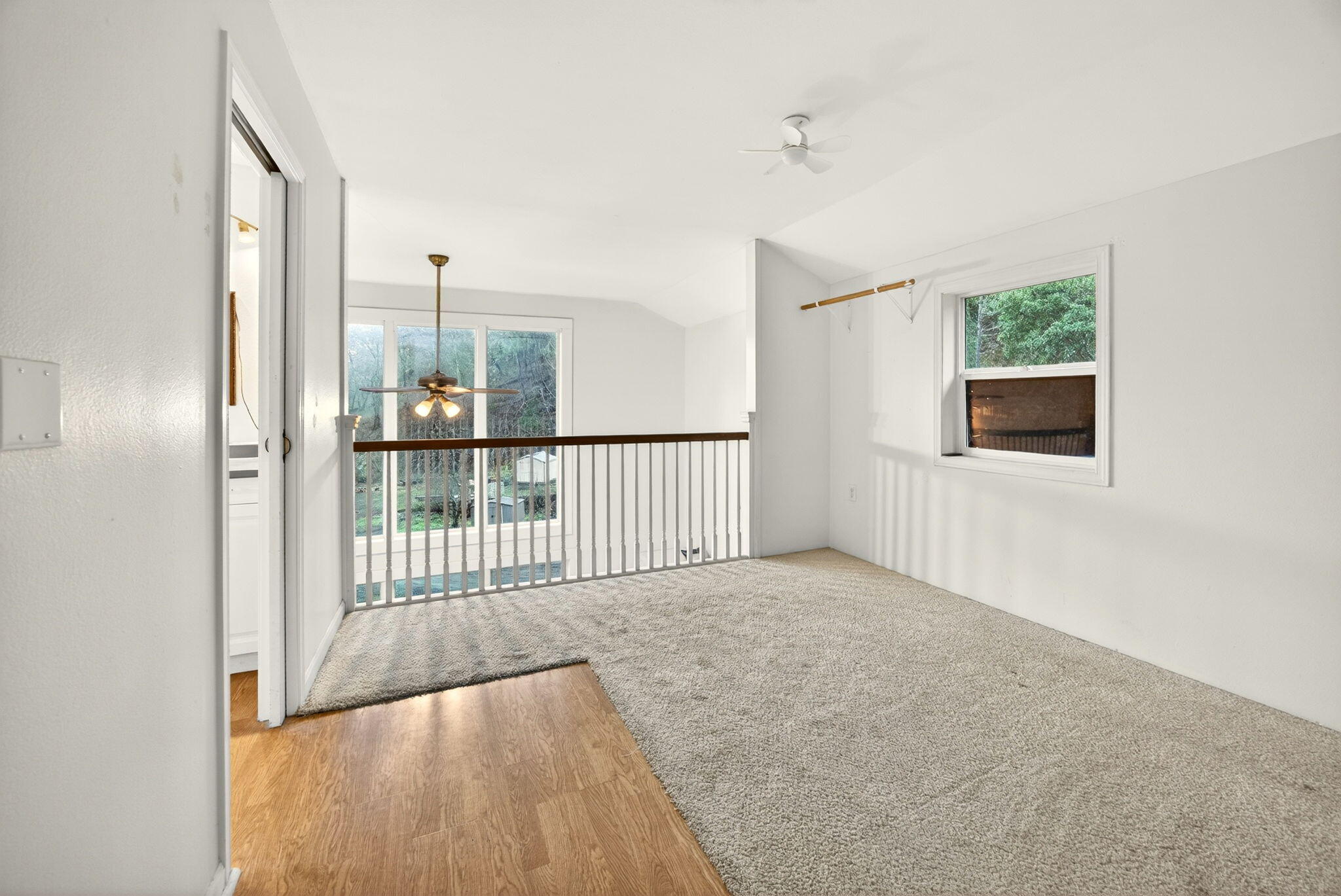 4098 Foots Creek R Fork Road