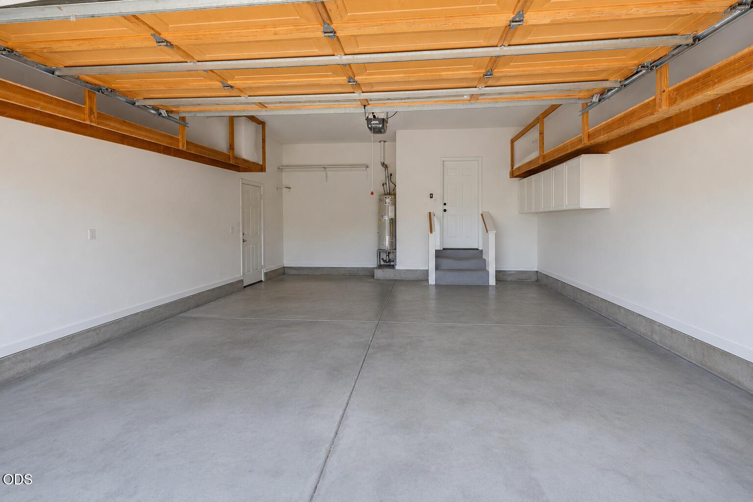3409 Creek View Drive