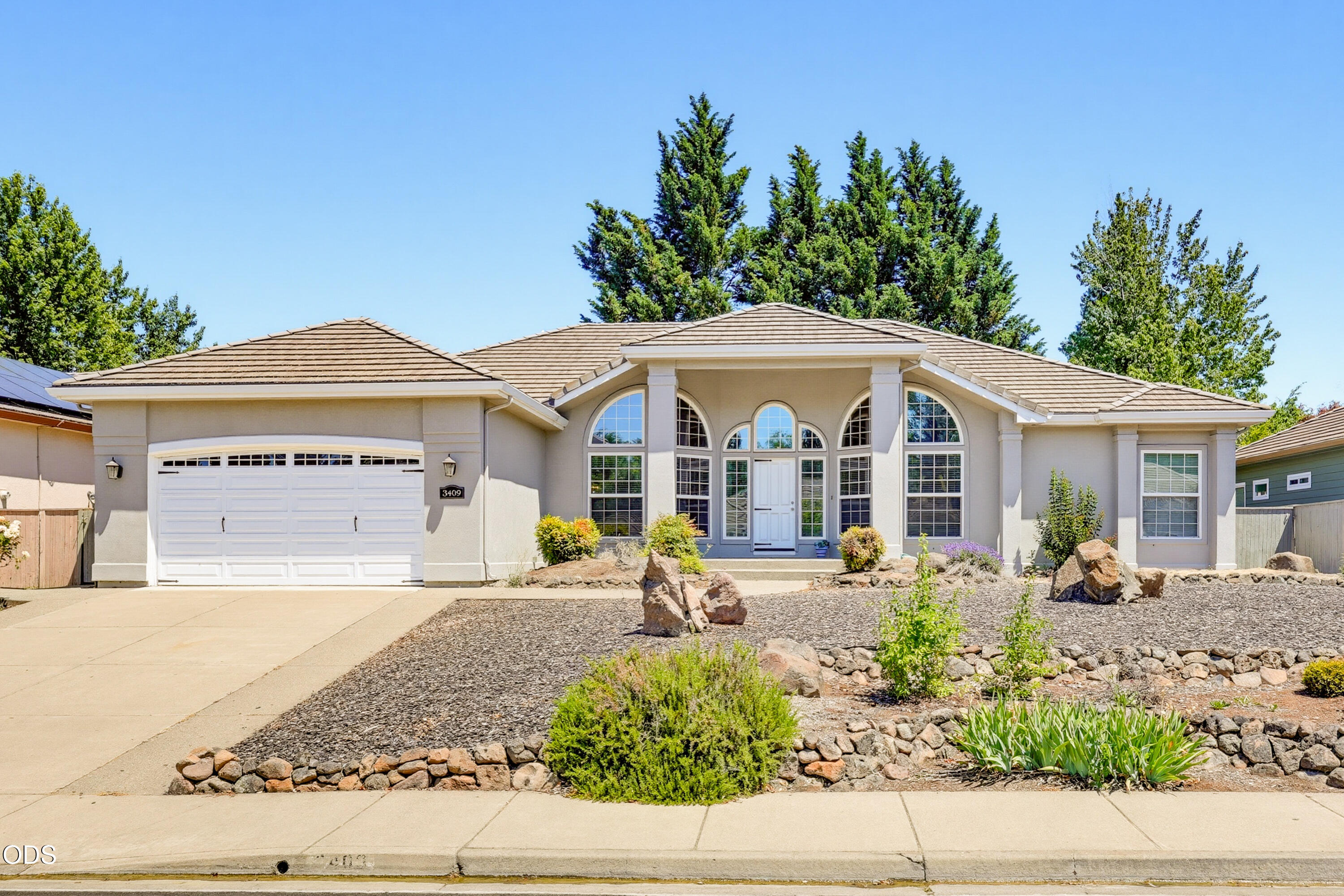3409 Creek View Drive