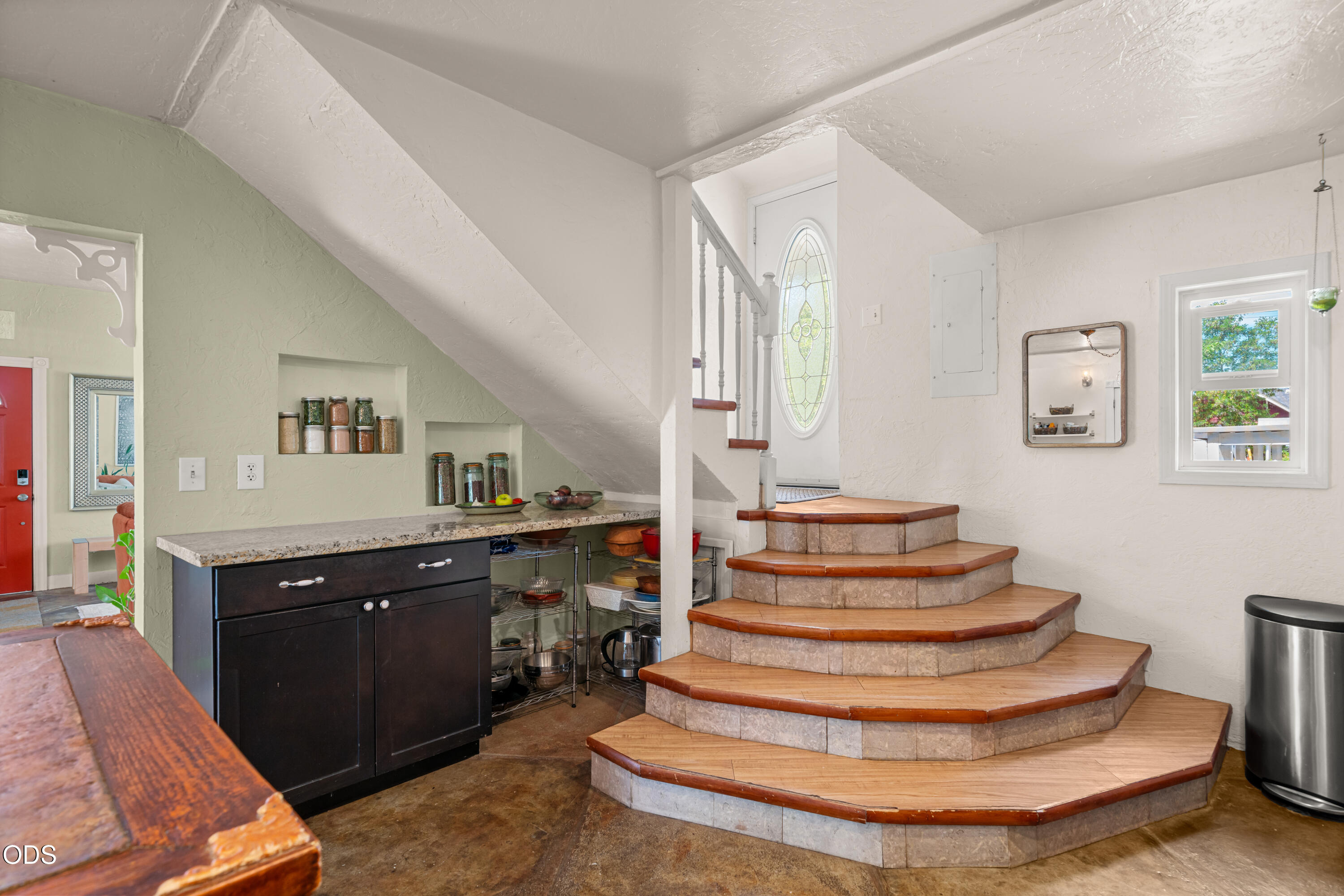 322 N 3rd Street
