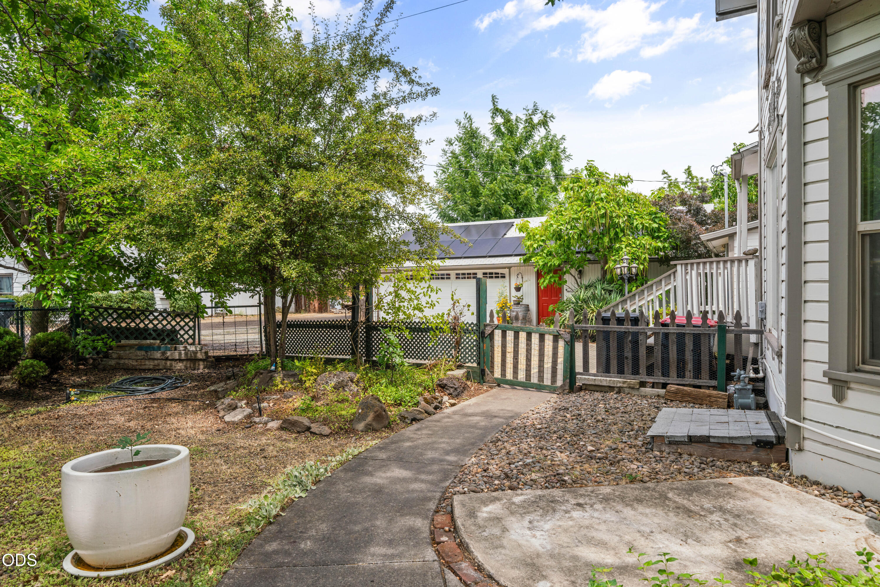 322 N 3rd Street