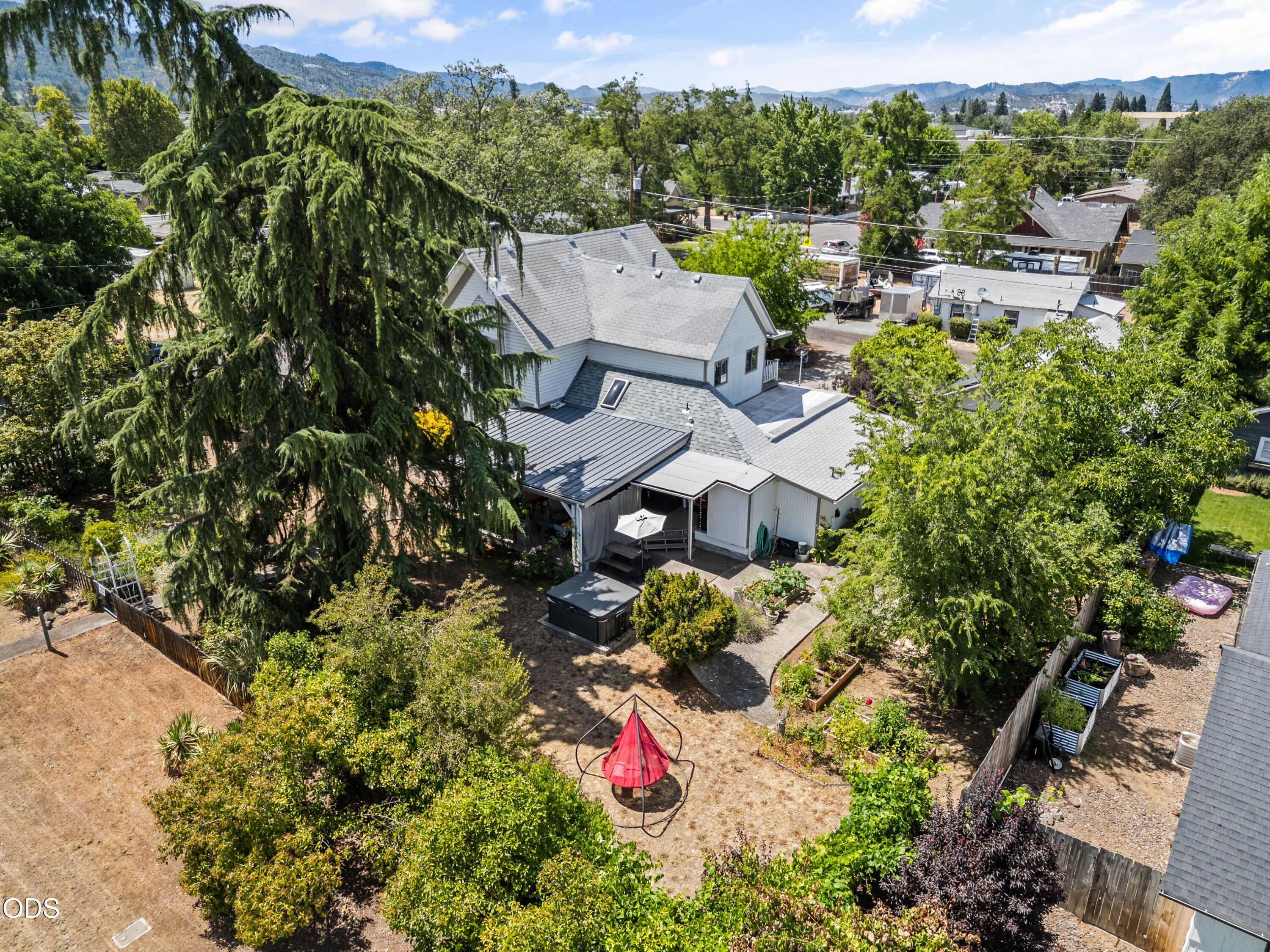 322 N 3rd Street