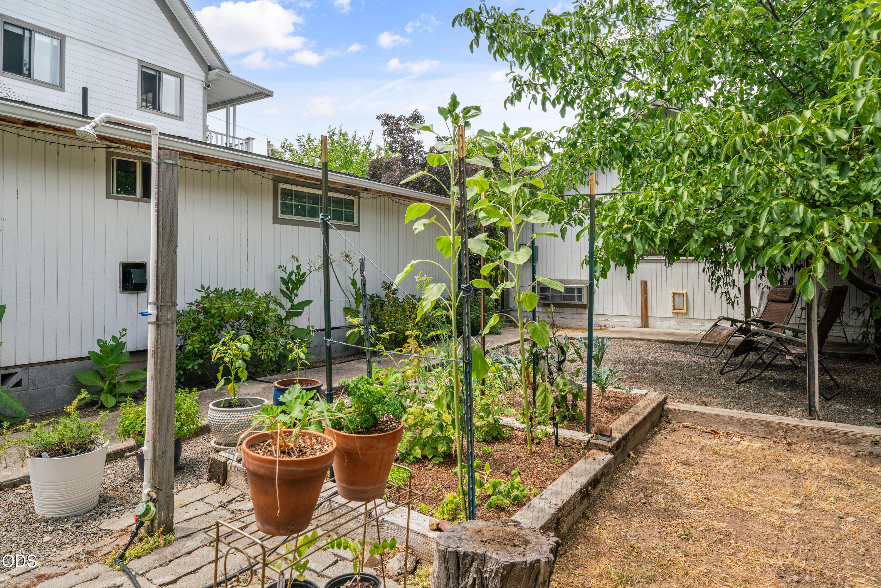 322 N 3rd Street