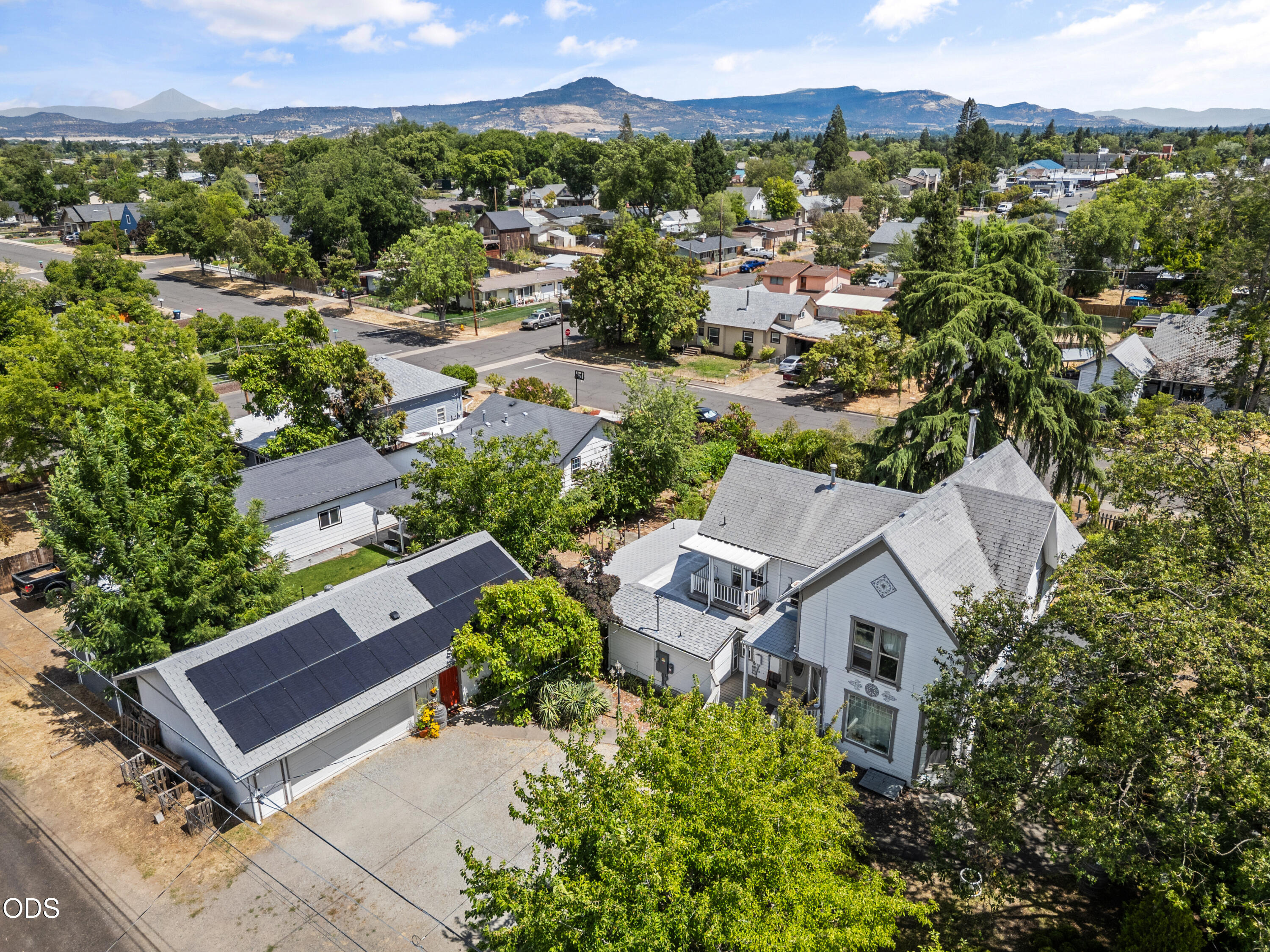 322 N 3rd Street