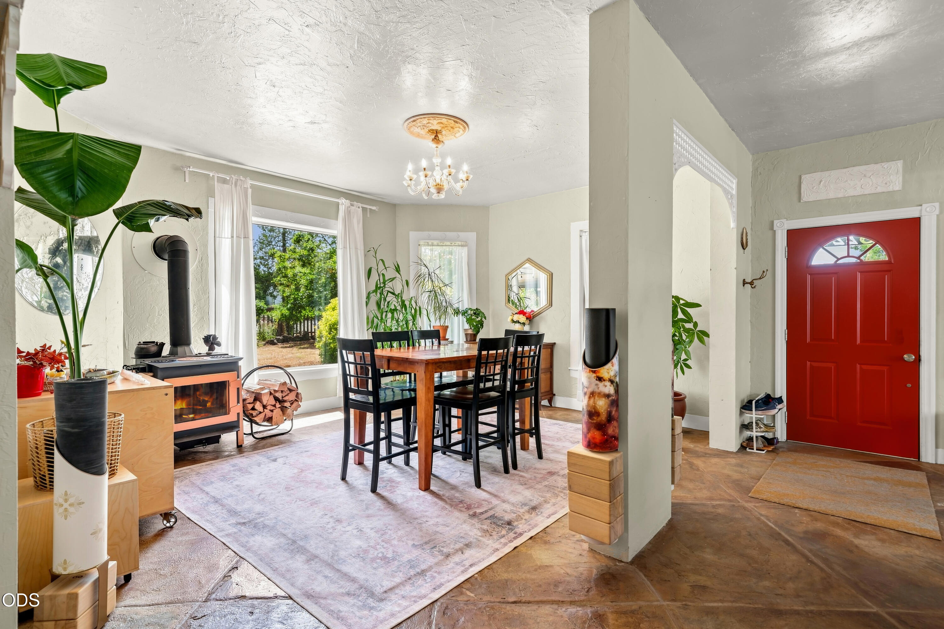 322 N 3rd Street