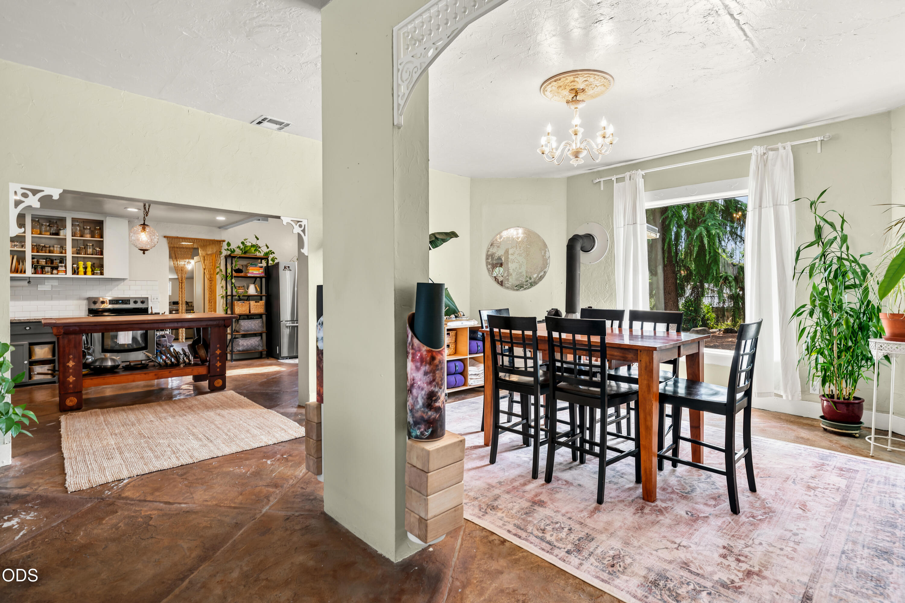 322 N 3rd Street