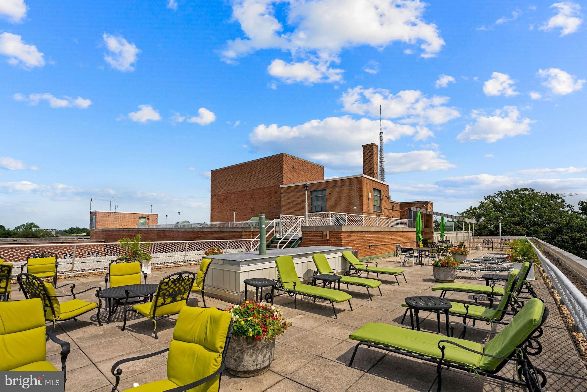 4301 MASSACHUSETTS AVENUE NW A211