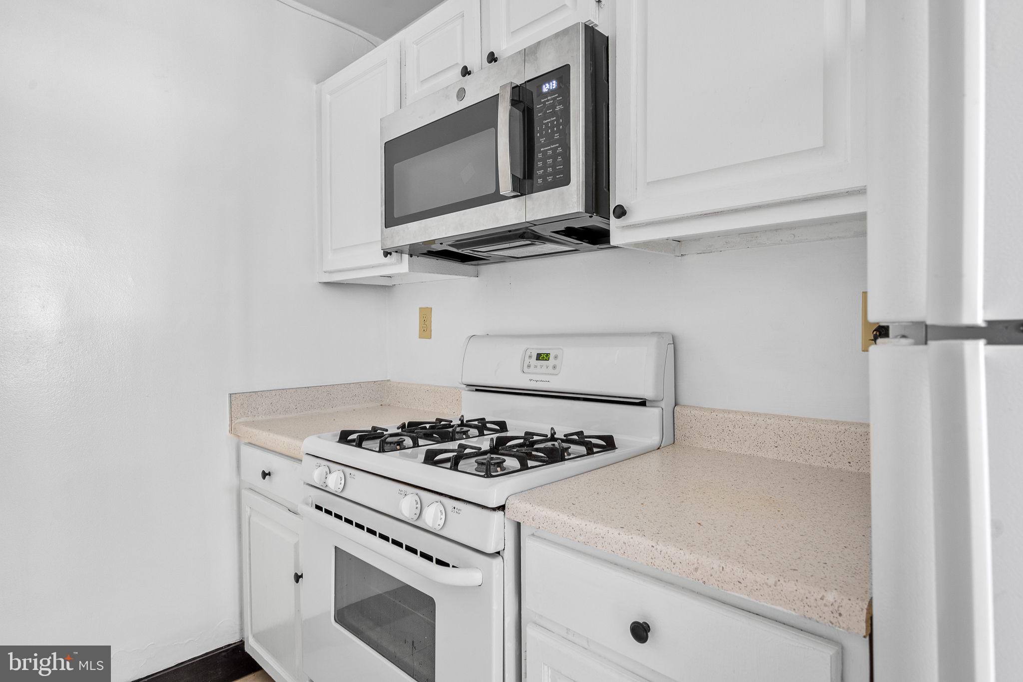 1545 18TH STREET NW 120