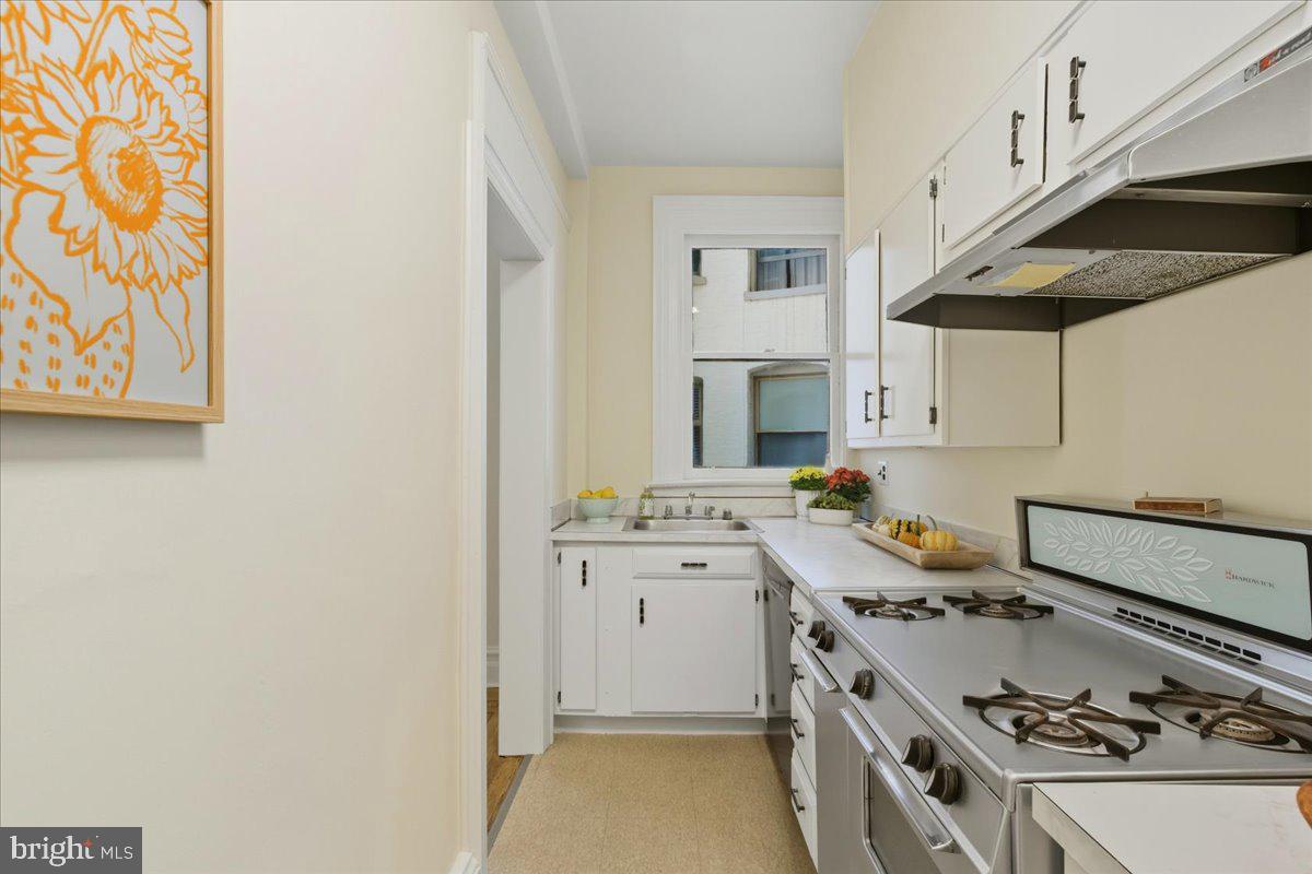 2126 CONNECTICUT AVENUE NW 28
