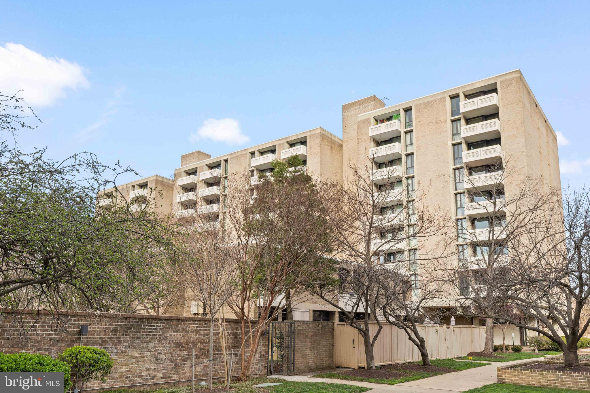 300 M STREET SW N808