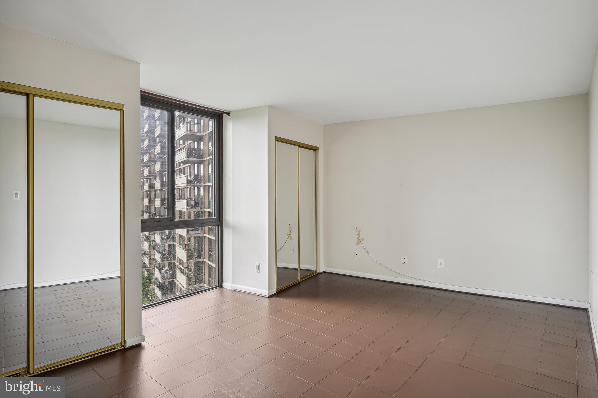 4620 N PARK 806E