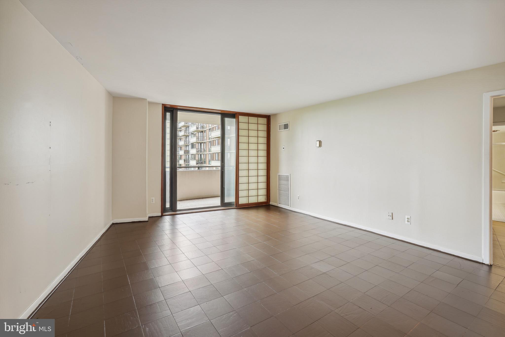 4620 N PARK 806E
