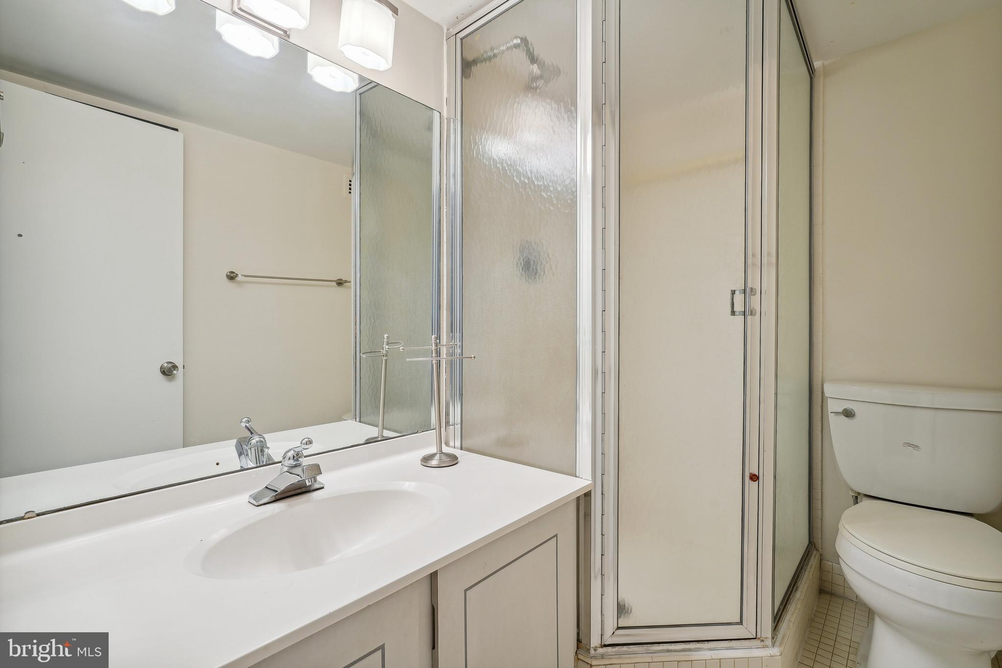 4620 N PARK 806E