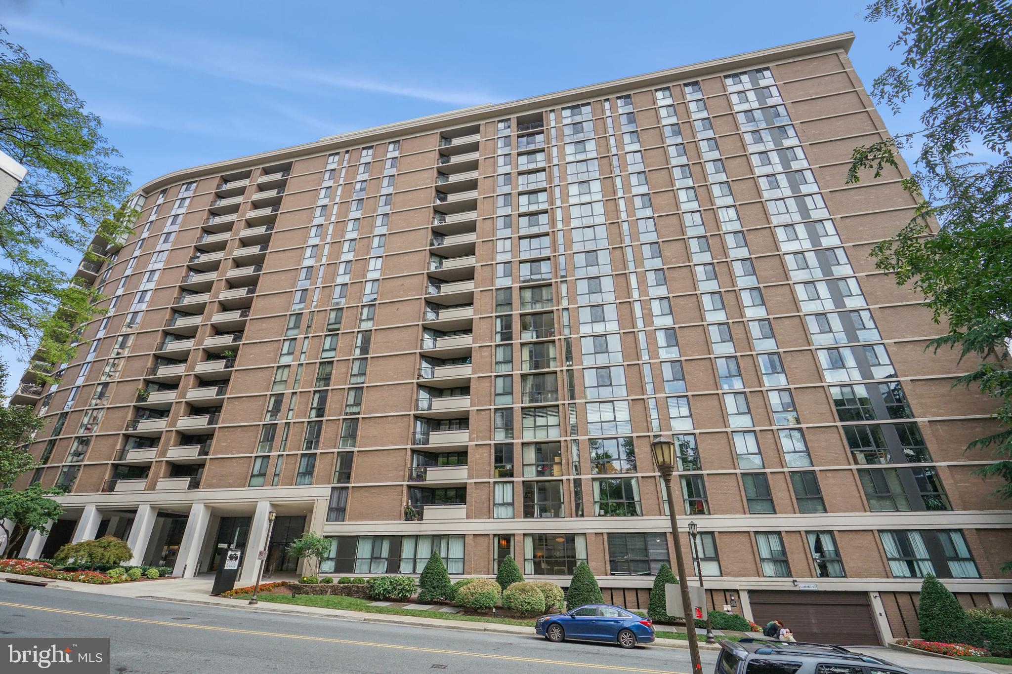4620 N PARK 806E
