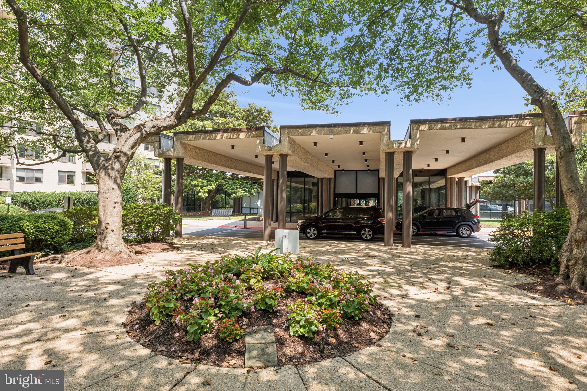 5225 POOKS HILL ROAD 621N