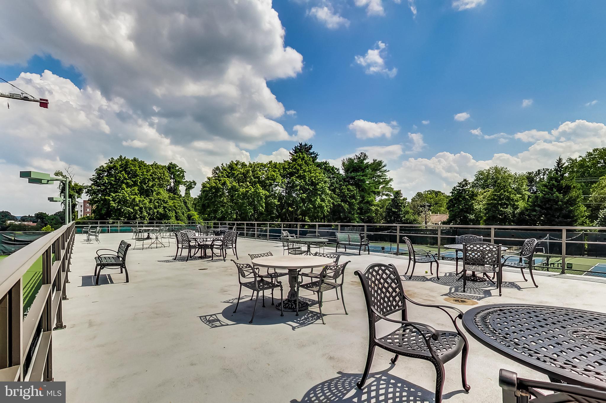 5225 POOKS HILL ROAD 621N