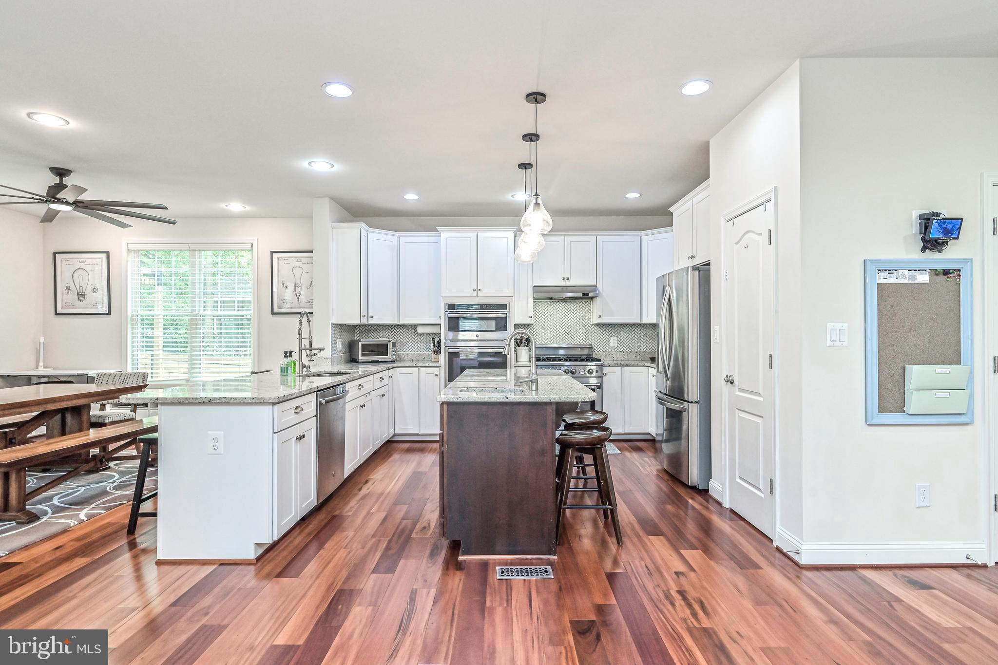 106 OAK STREET SW