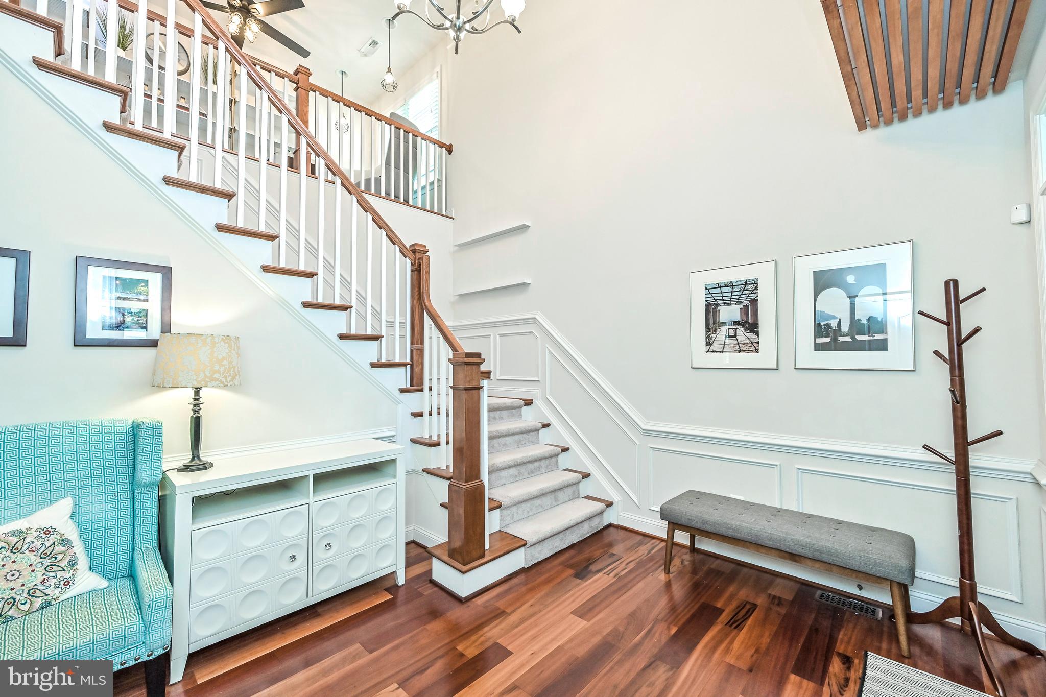 106 OAK STREET SW