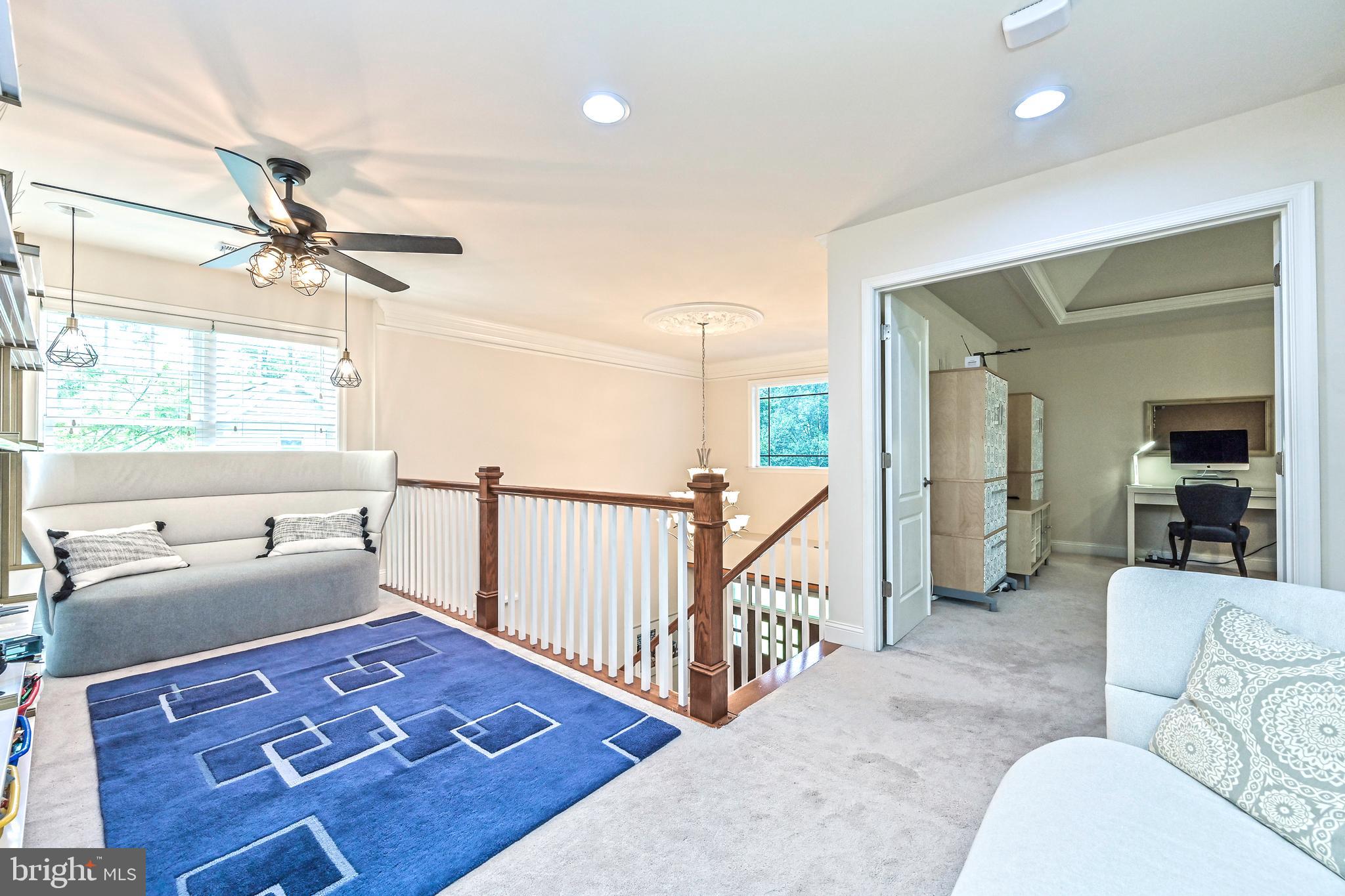 106 OAK STREET SW