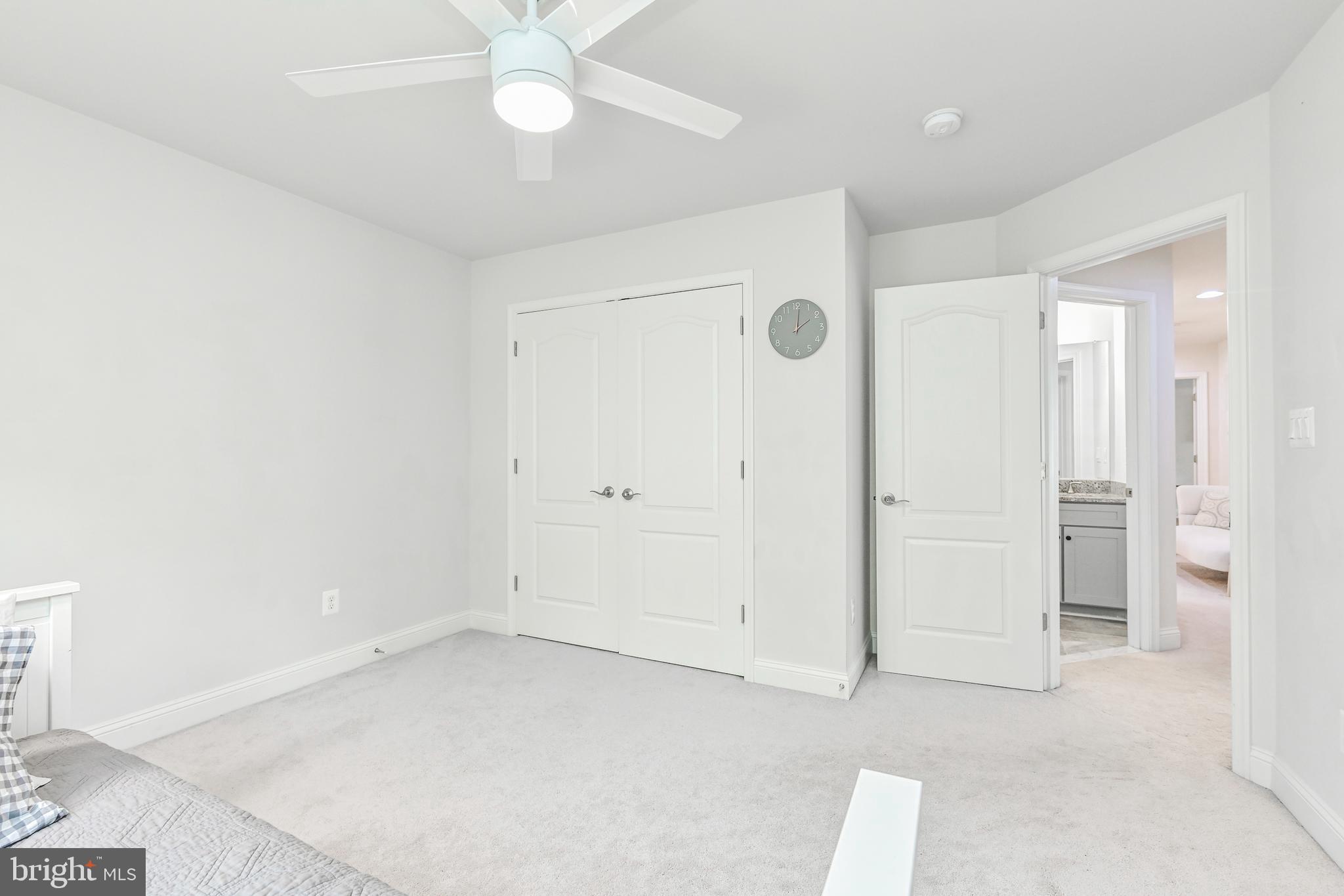 106 OAK STREET SW