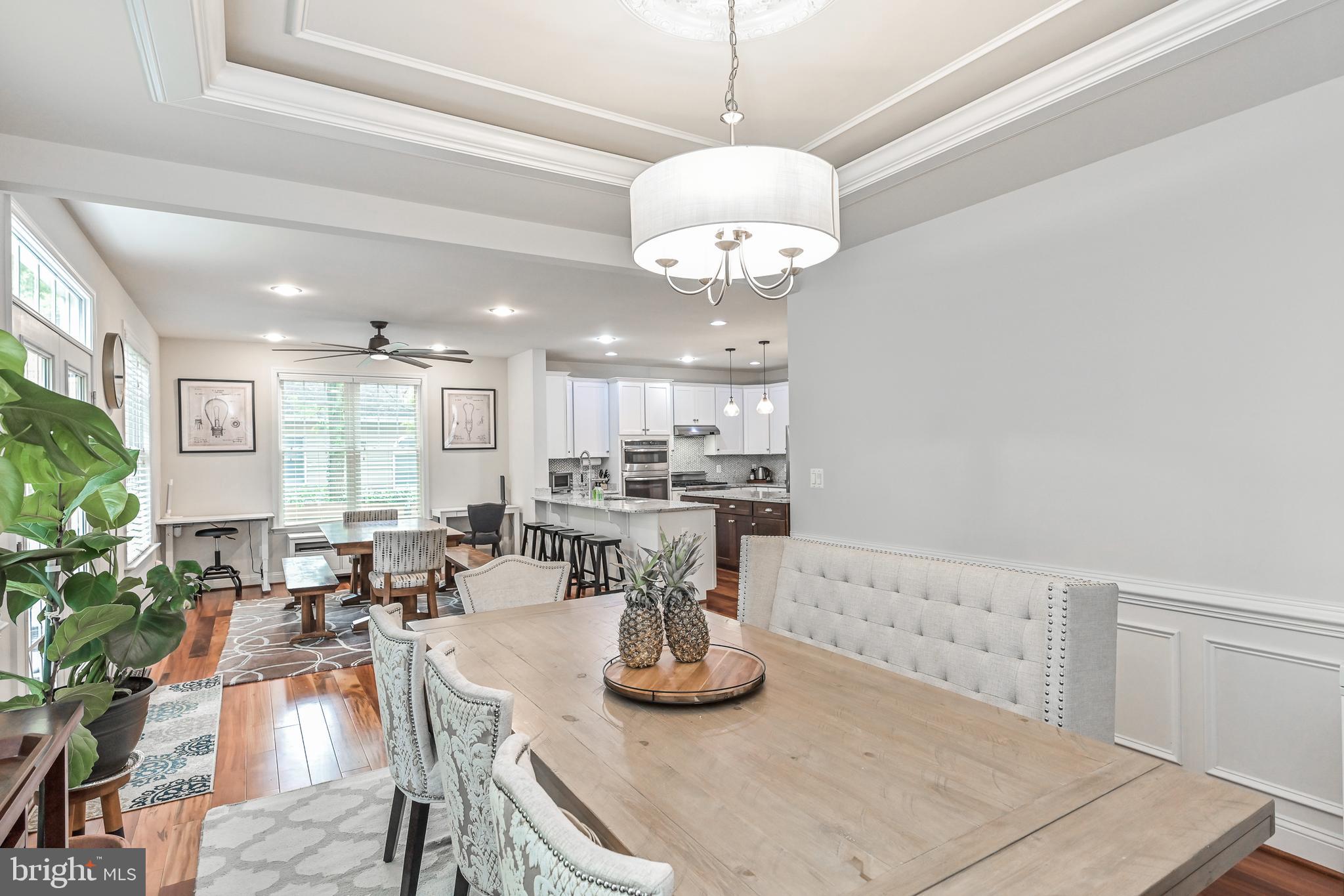 106 OAK STREET SW