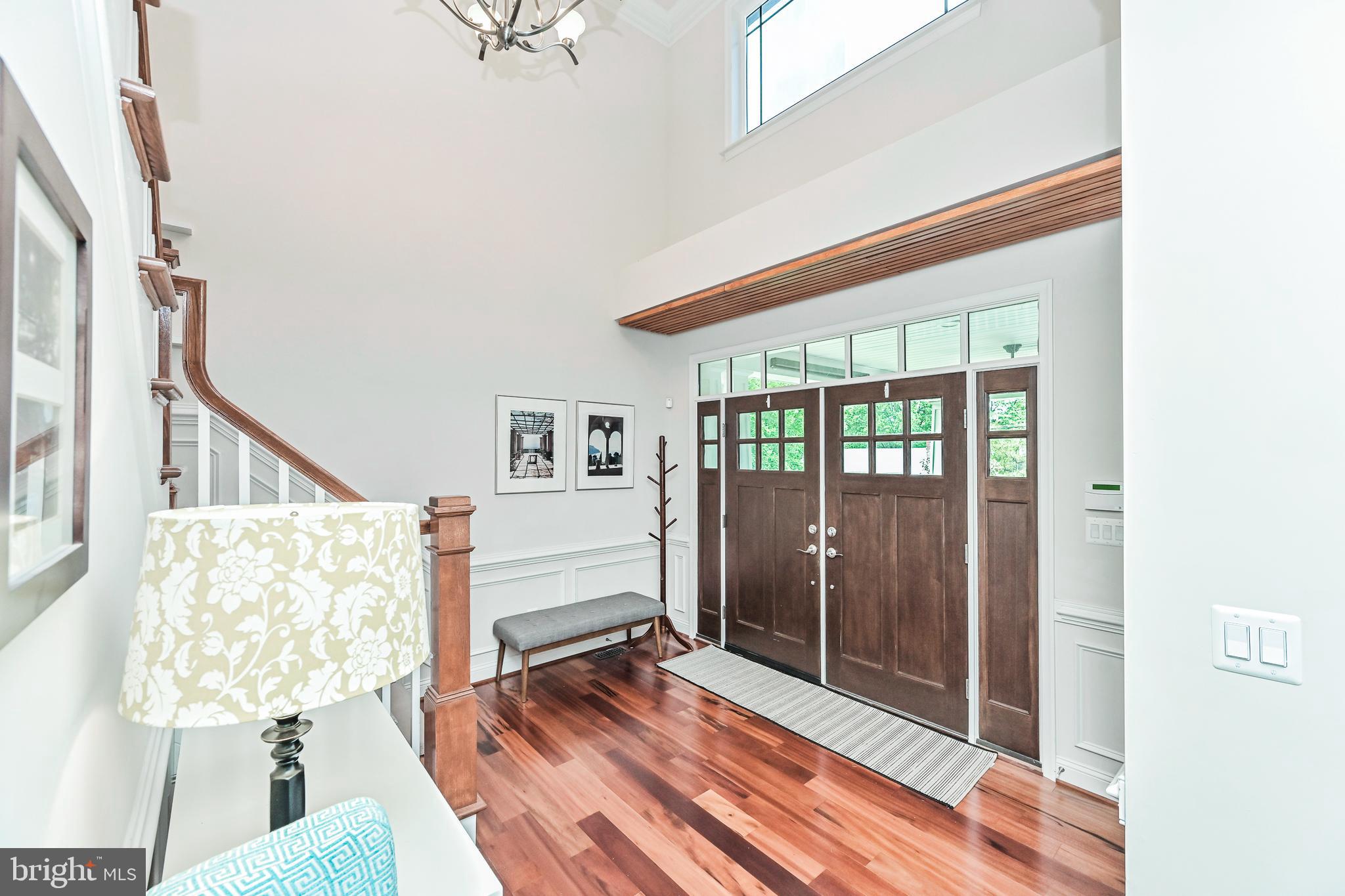 106 OAK STREET SW