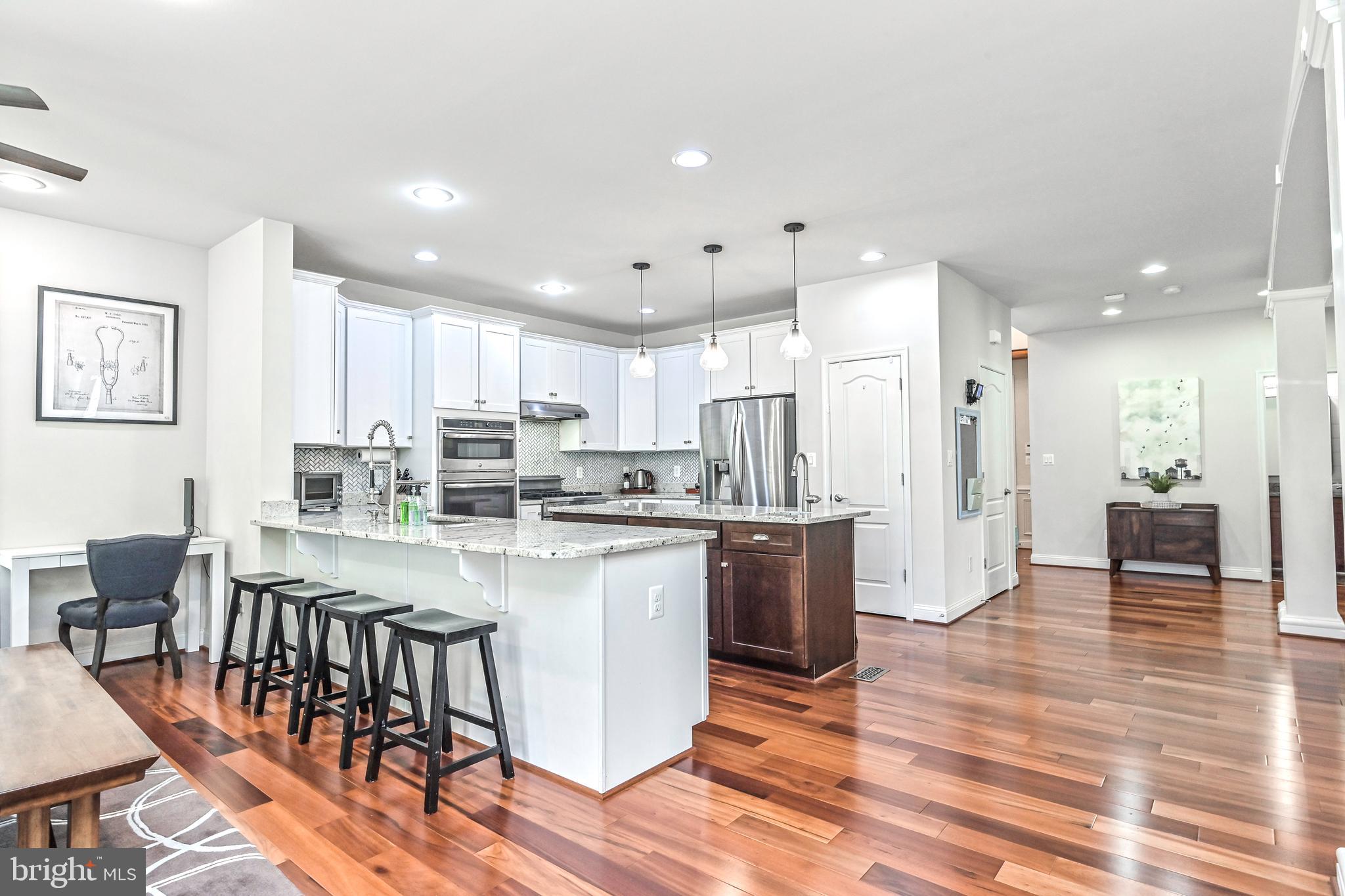 106 OAK STREET SW
