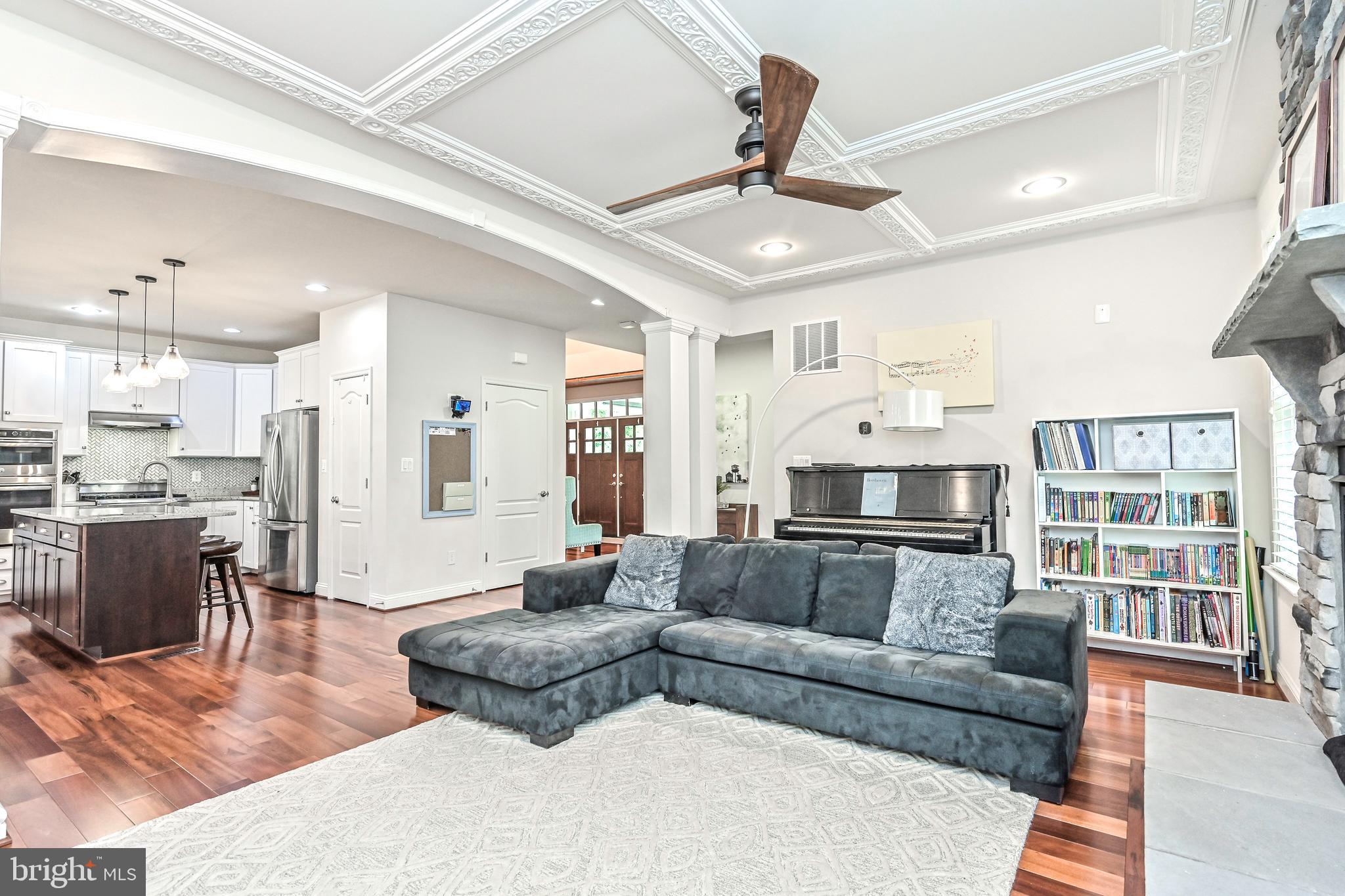 106 OAK STREET SW