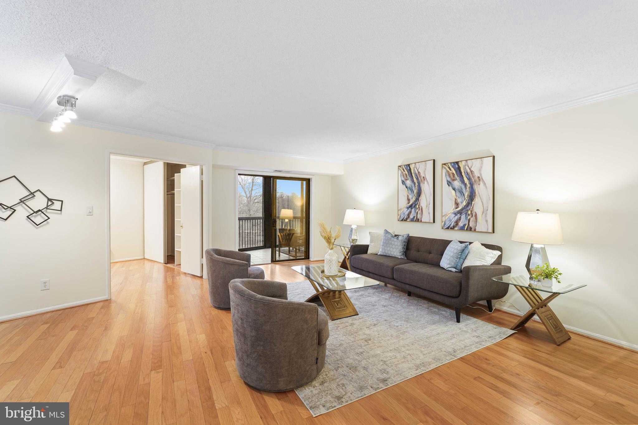 5904 MOUNT EAGLE DRIVE 104