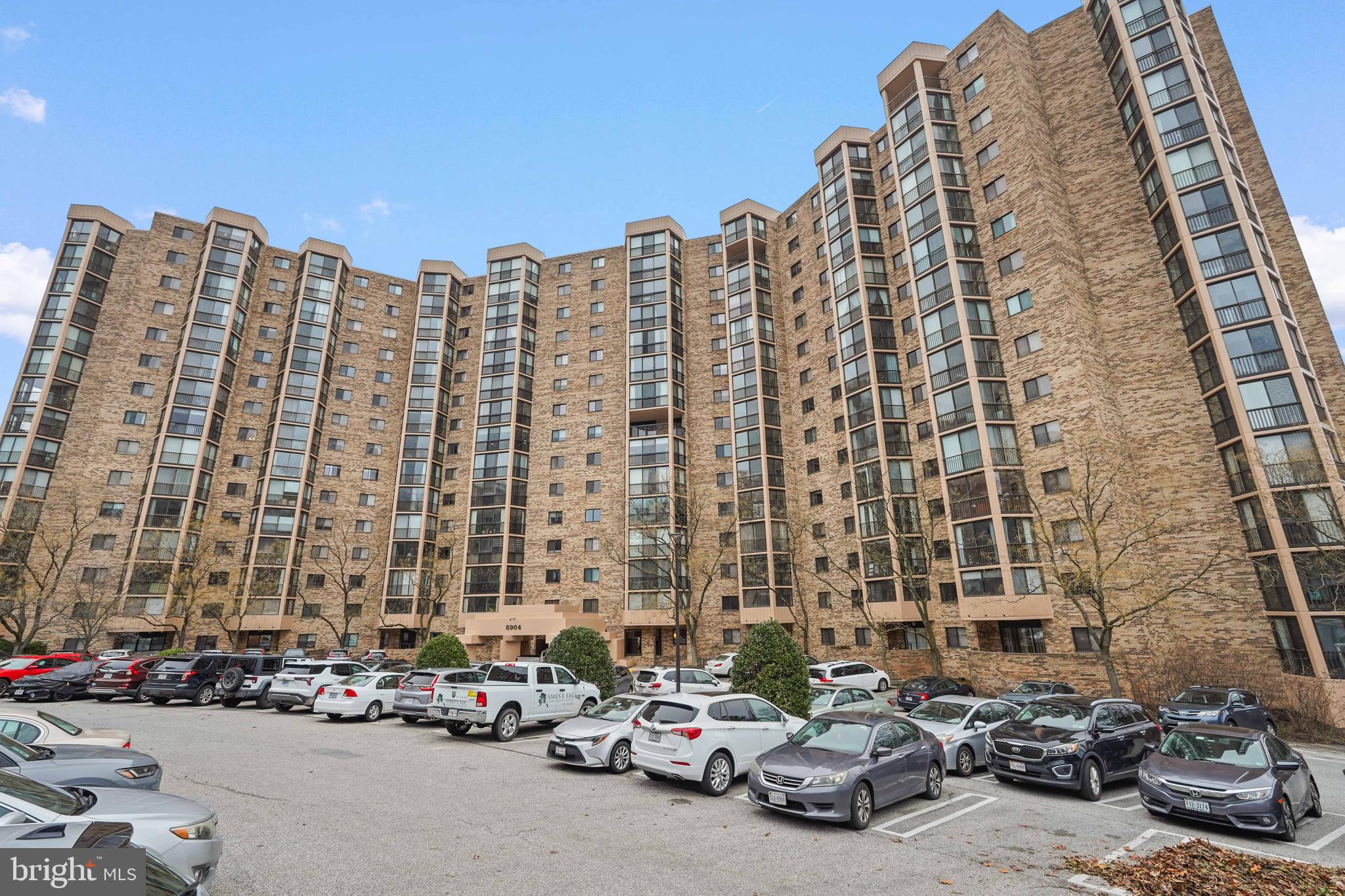 5904 MOUNT EAGLE DRIVE 104