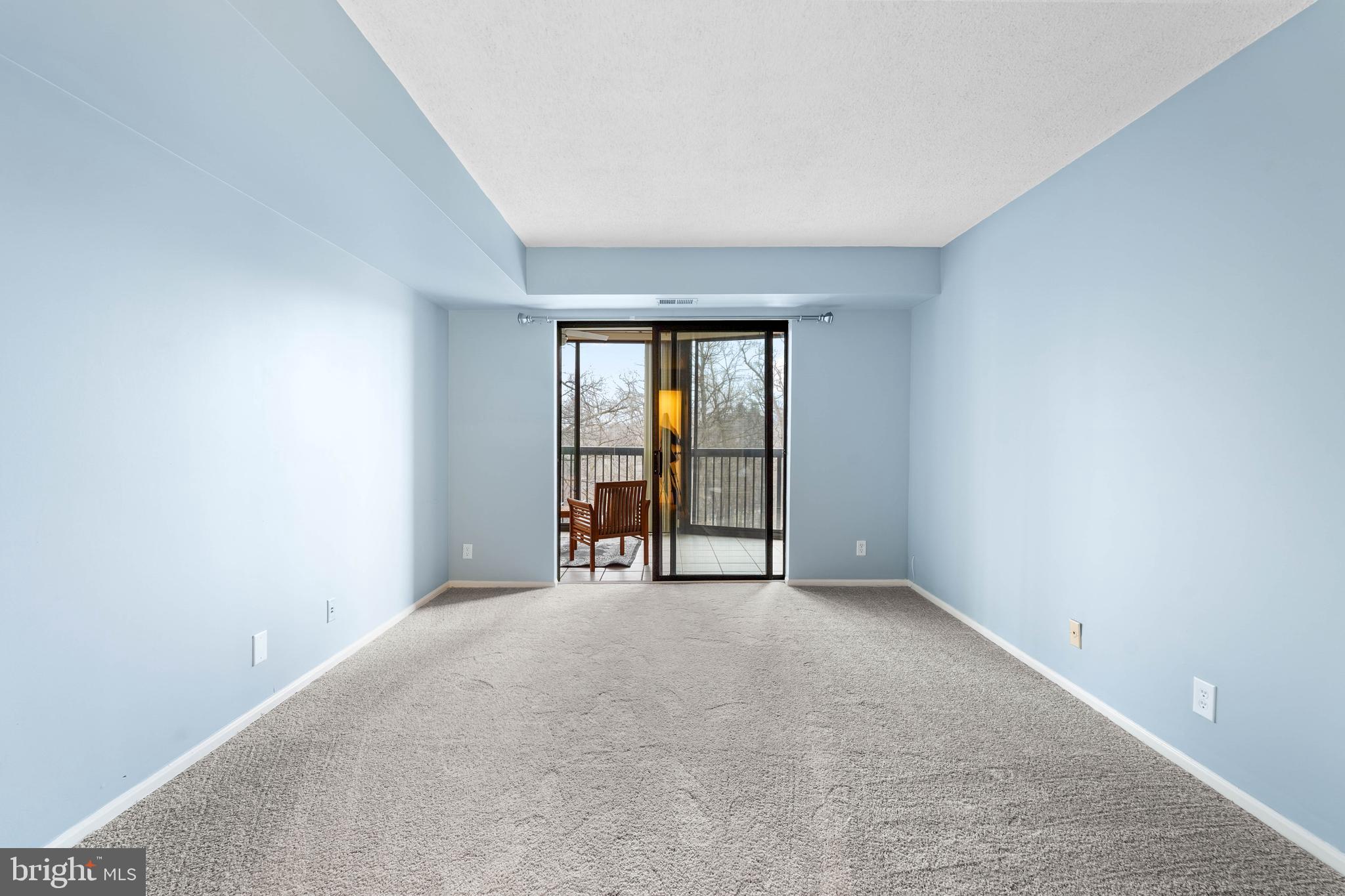 5904 MOUNT EAGLE DRIVE 104