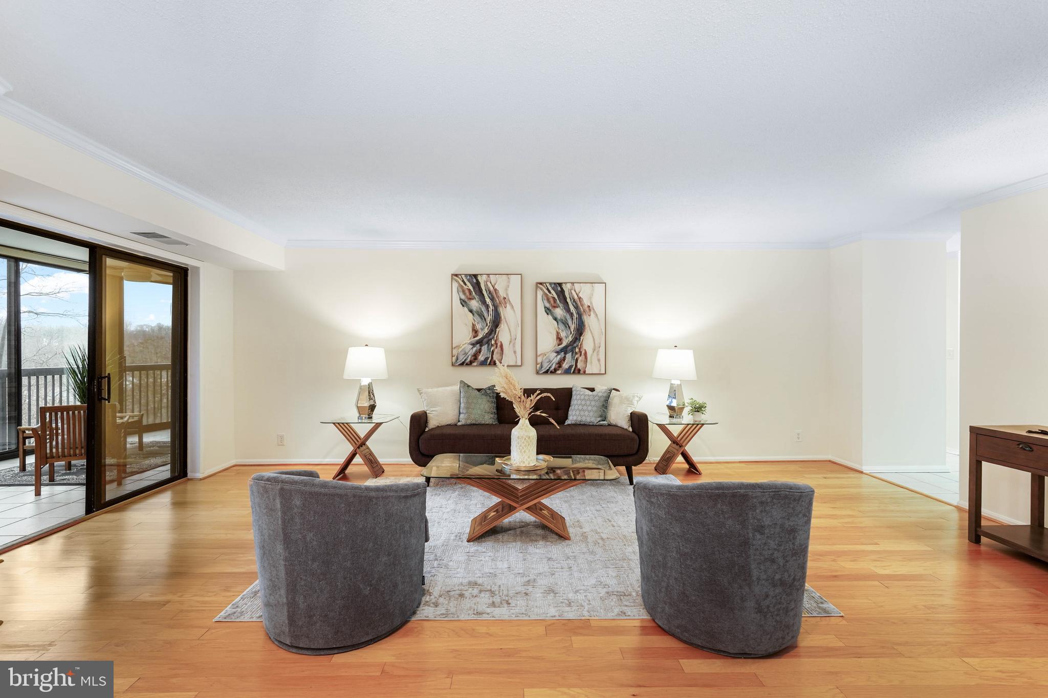 5904 MOUNT EAGLE DRIVE 104