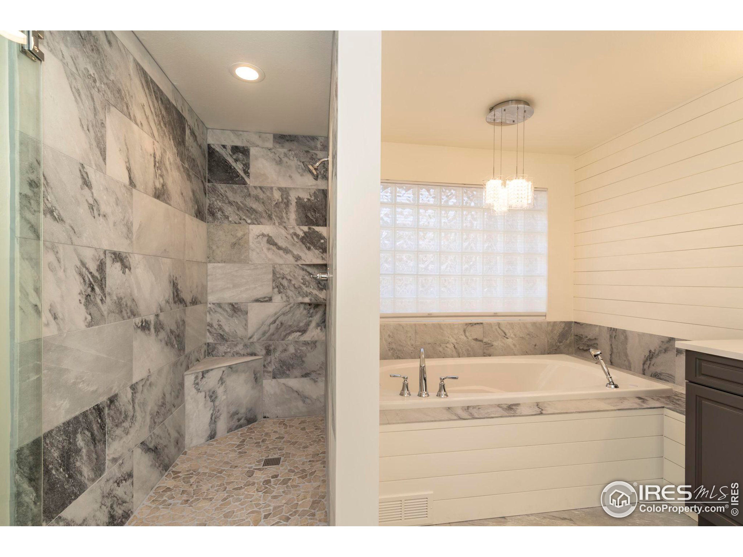 5332 Spotted Horse Trl