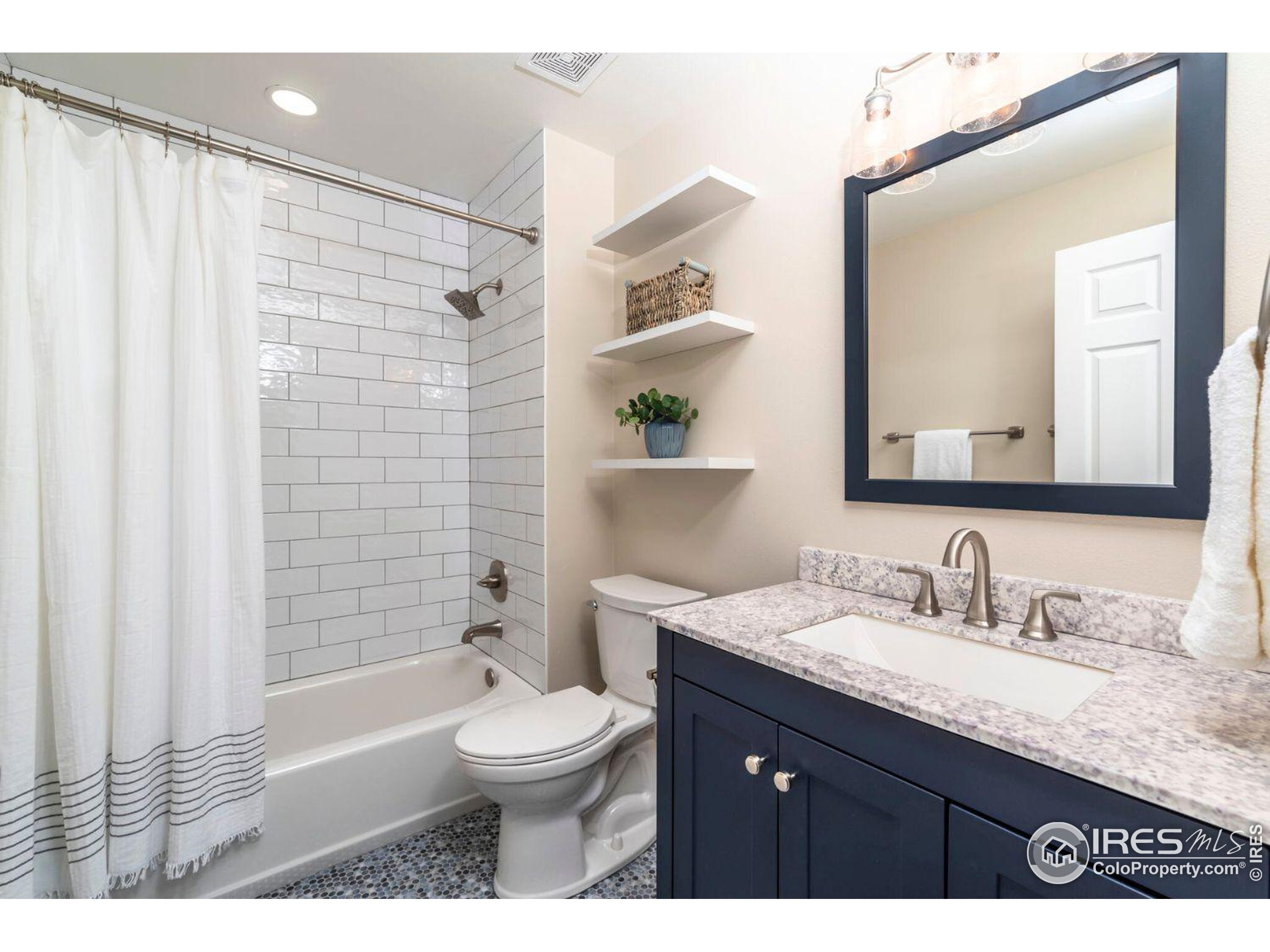 7205 Spring Creek Cir