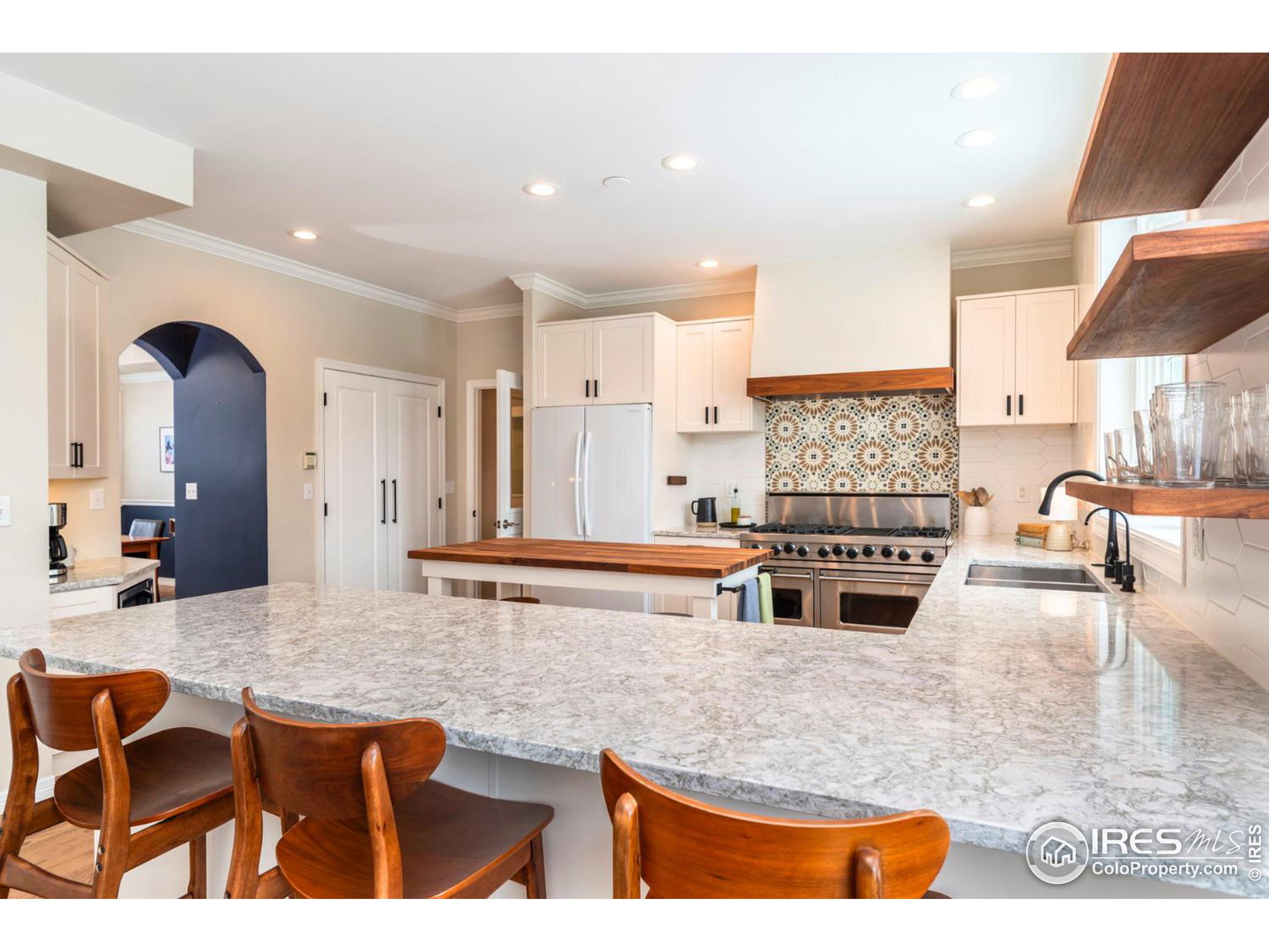 7205 Spring Creek Cir