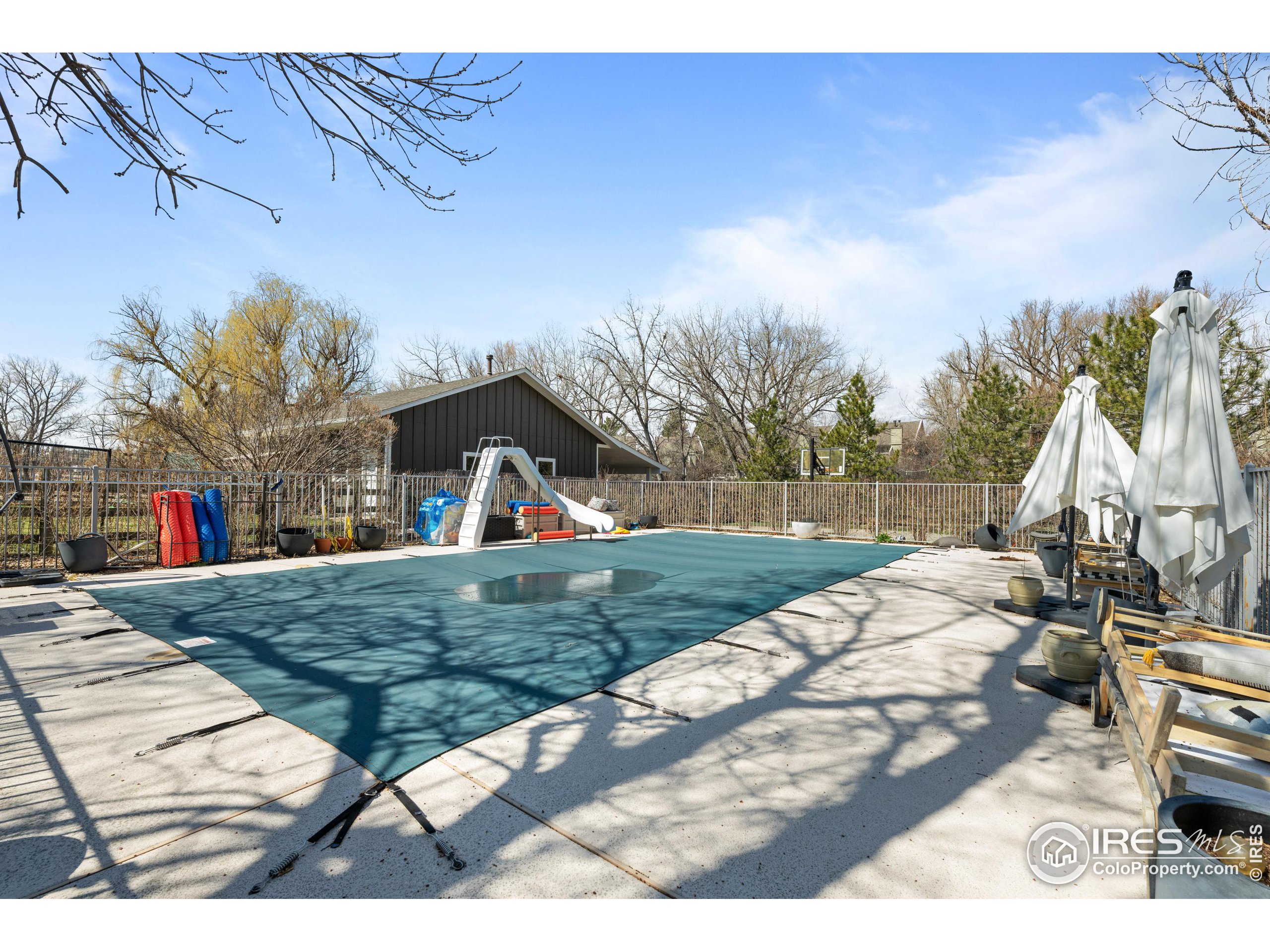 7995 Centrebridge Dr