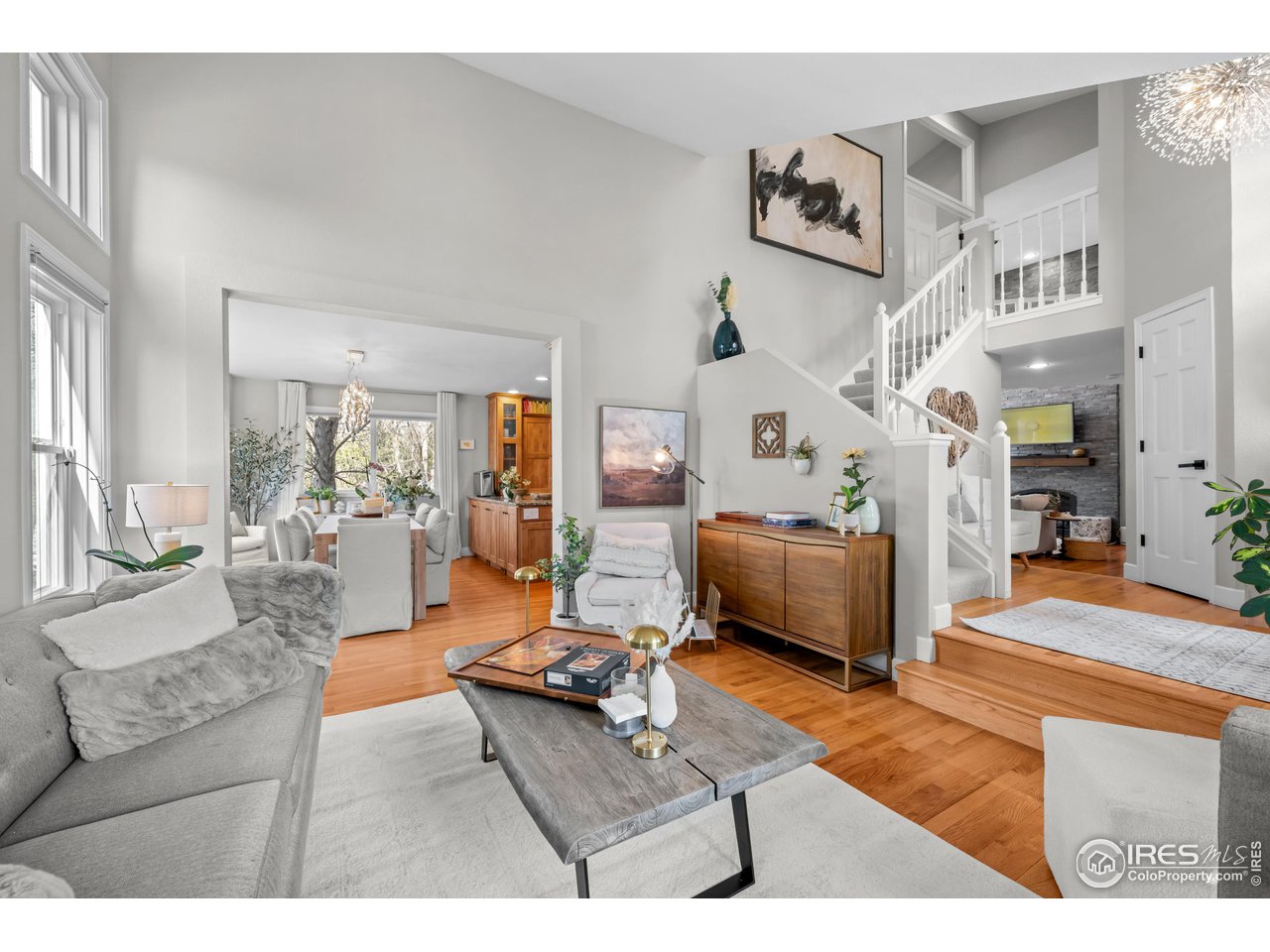 7995 Centrebridge Dr