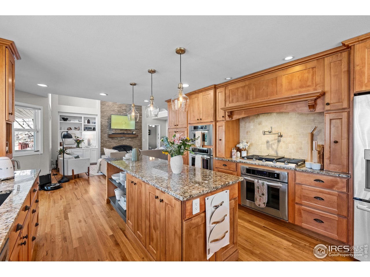 7995 Centrebridge Dr