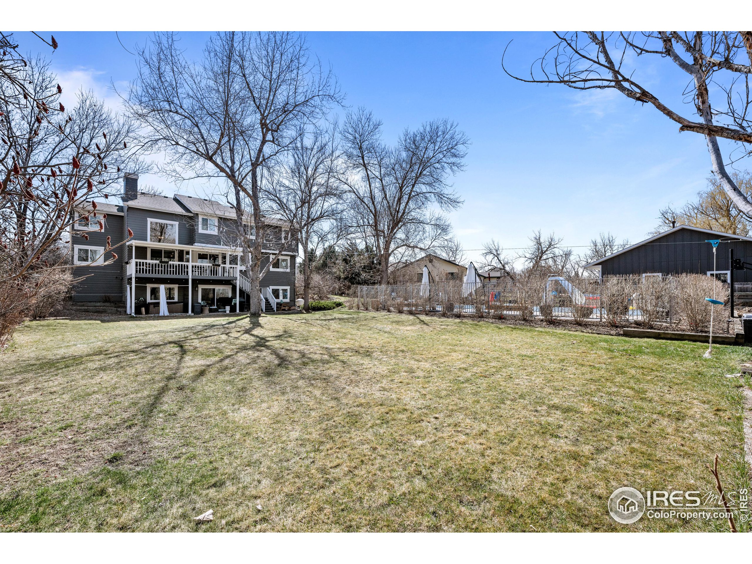 7995 Centrebridge Dr