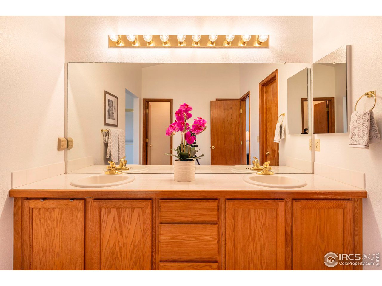 800 Spyglass Cir