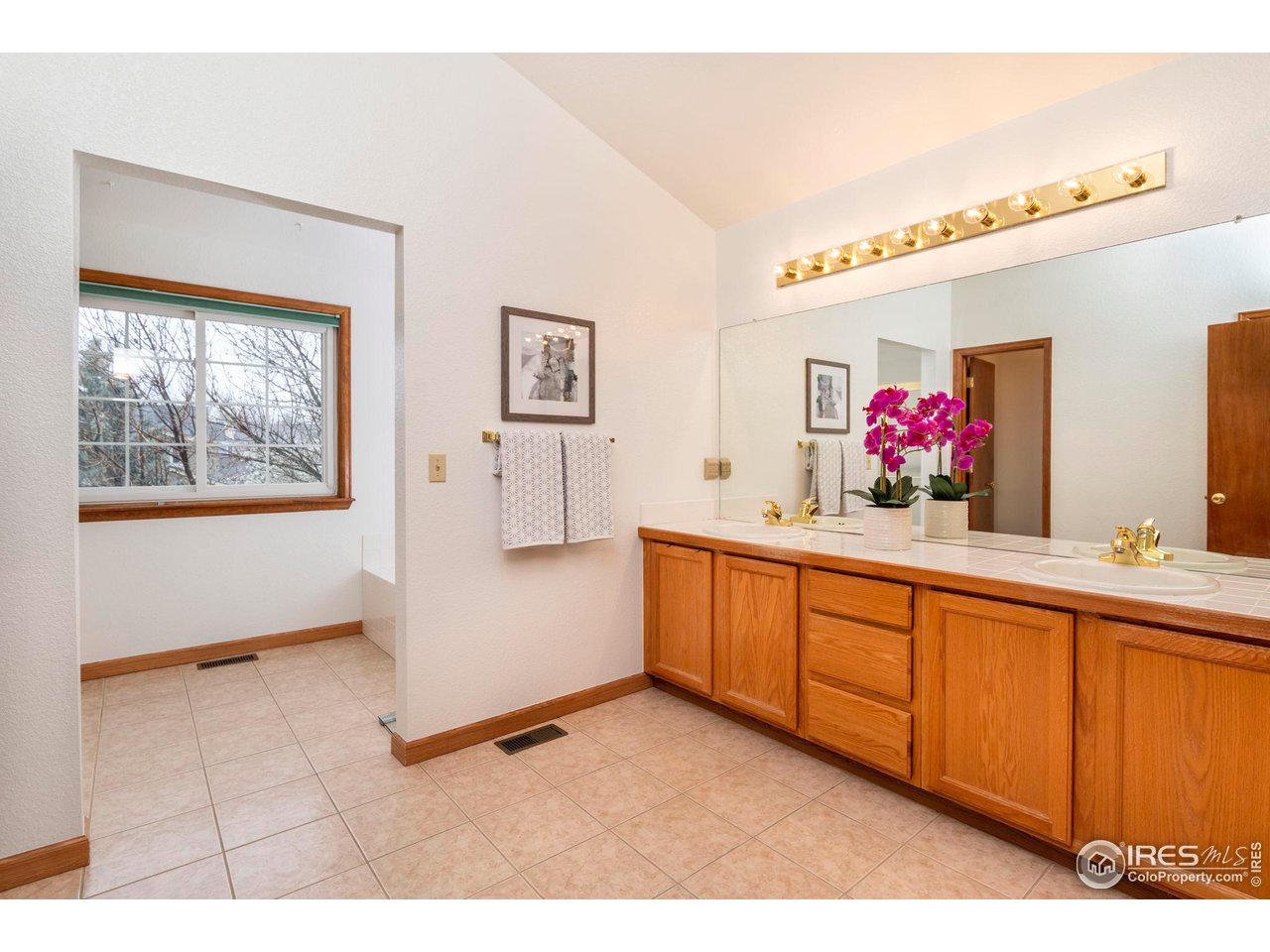 800 Spyglass Cir