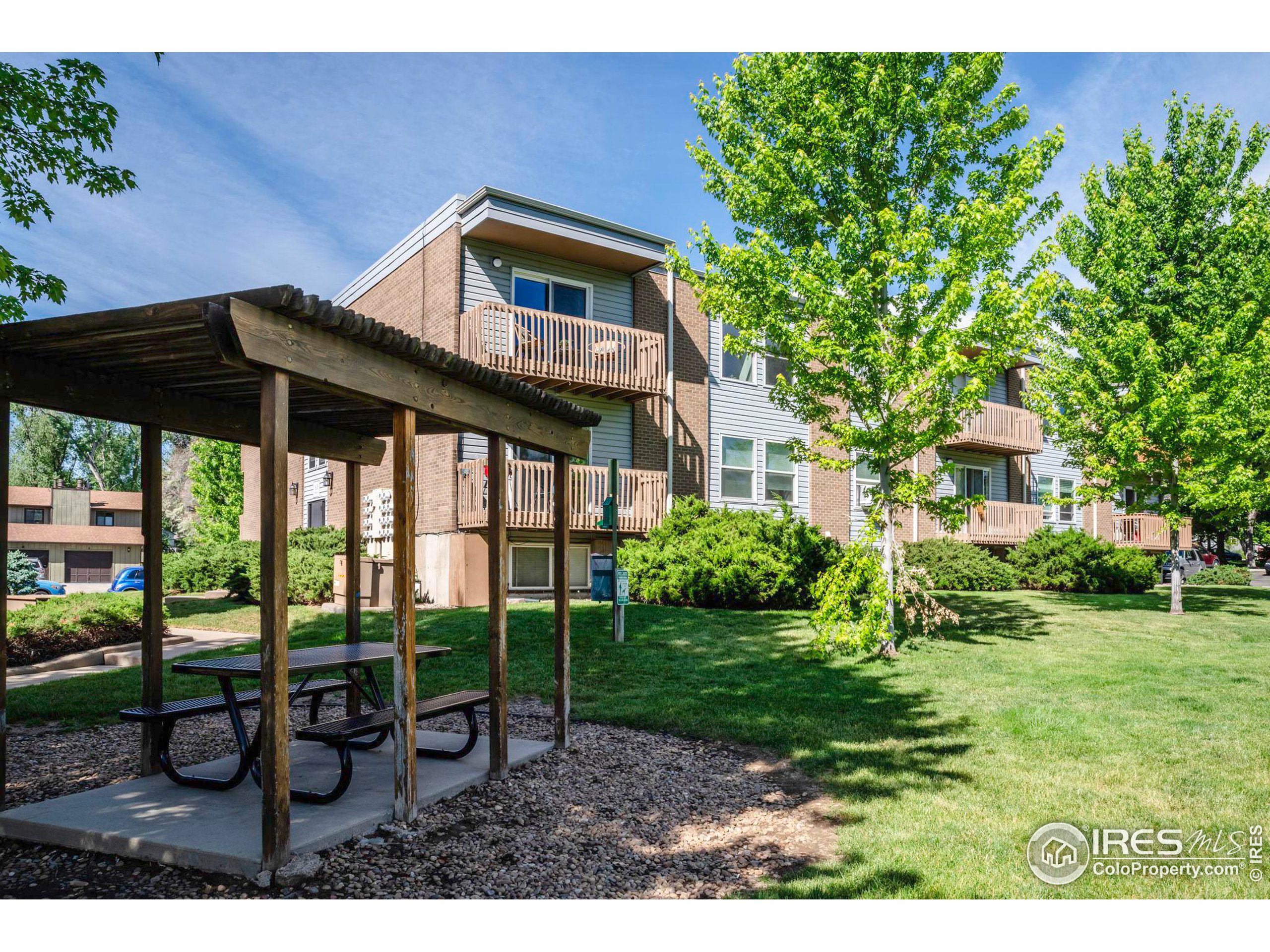 1608 Cottonwood Dr 25