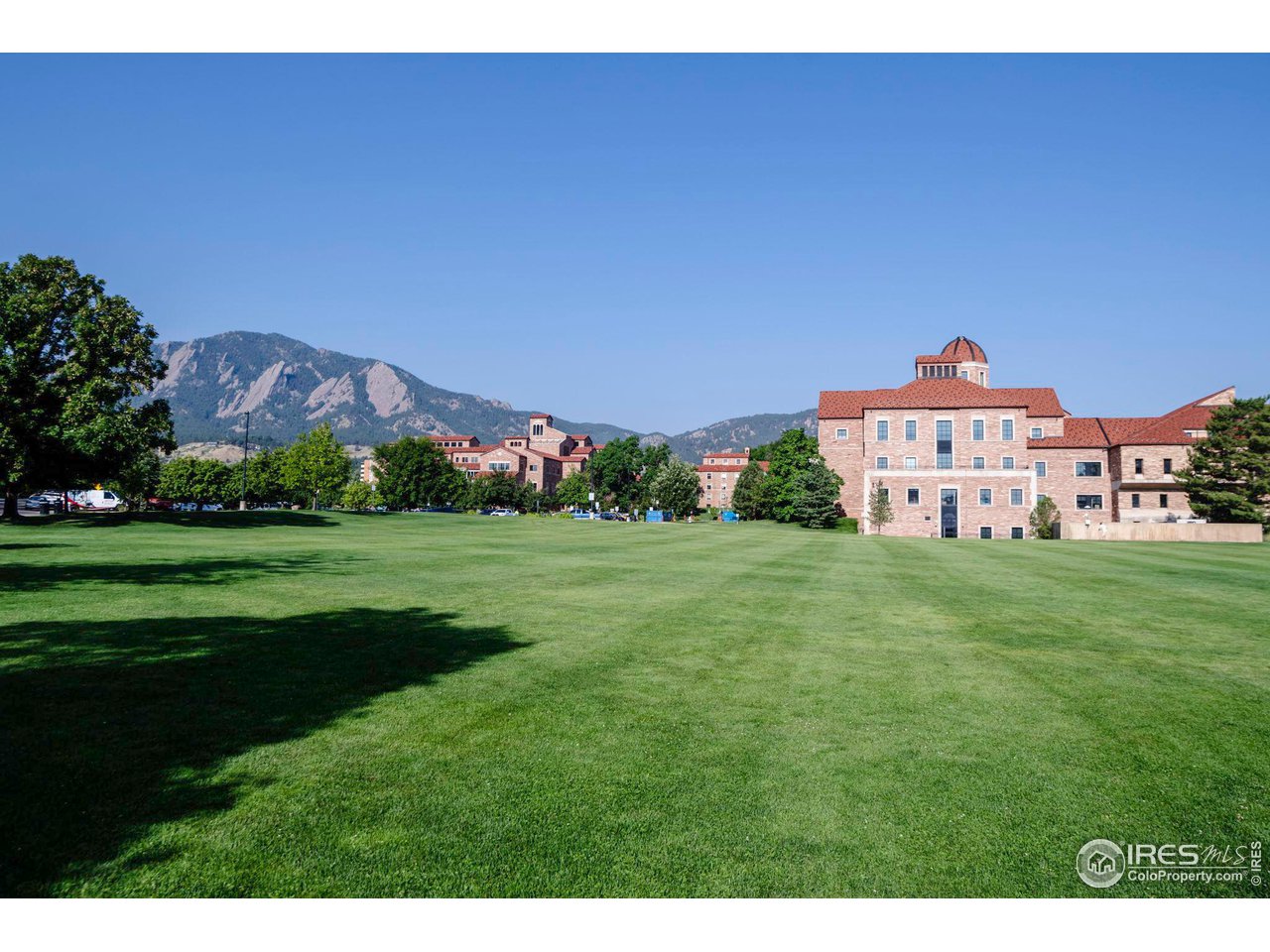 3000 Colorado Ave F-121