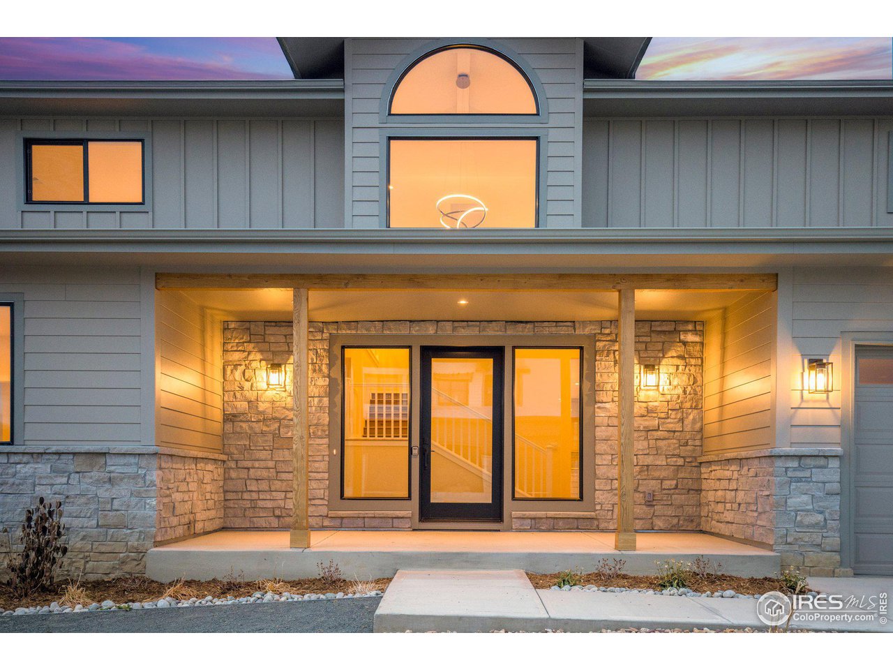 944 Saint Andrews Ln