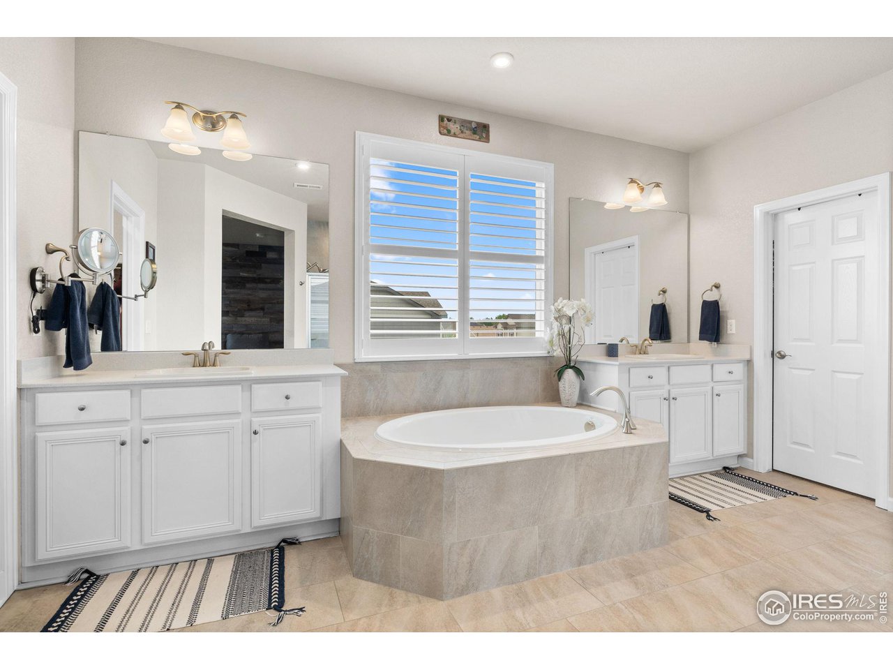 803 Old Wagon Trail Cir